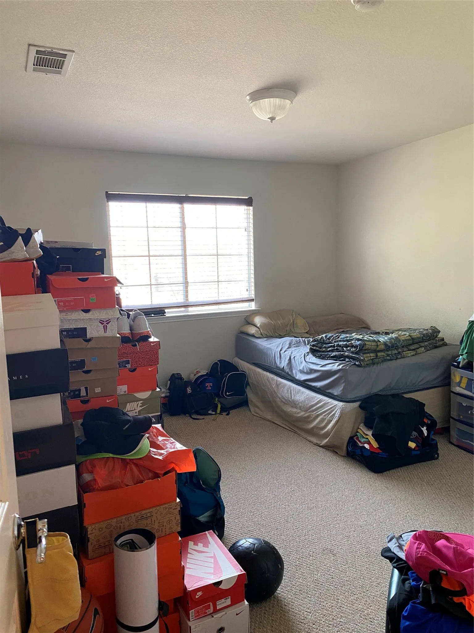 Townhouse For Rent in Dallas County , 2719 Olympic Park Drive, Grand Prairie, Texas 75050, 2 Bedroom, 3 Bathroom, 2 Garage spaces, 1,278 Sqft, built in 2007, mls#21297813, Real Estate Agent in Grand Prairie, Homes For Rent in Dallas county, Homes For Rent in Grand Prairie, Realtor in Grand Prairie Texas, Real Estate Brokerage Independent Realty Texas, Luminita Cordes Realtor