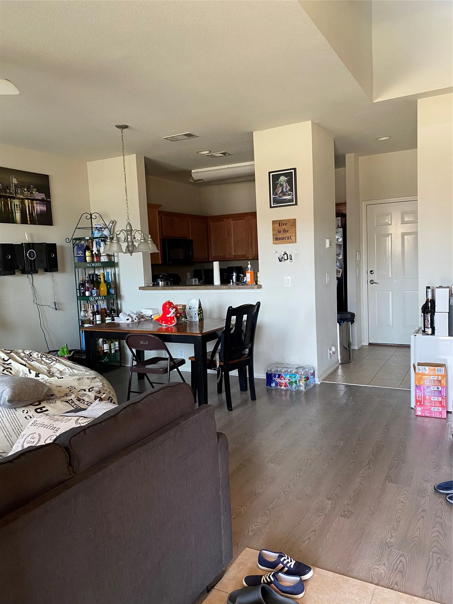 Townhouse For Rent in Dallas County , 2719 Olympic Park Drive, Grand Prairie, Texas 75050, 2 Bedroom, 3 Bathroom, 2 Garage spaces, 1,278 Sqft, built in 2007, mls#21297813, Real Estate Agent in Grand Prairie, Homes For Rent in Dallas county, Homes For Rent in Grand Prairie, Realtor in Grand Prairie Texas, Real Estate Brokerage Independent Realty Texas, Luminita Cordes Realtor