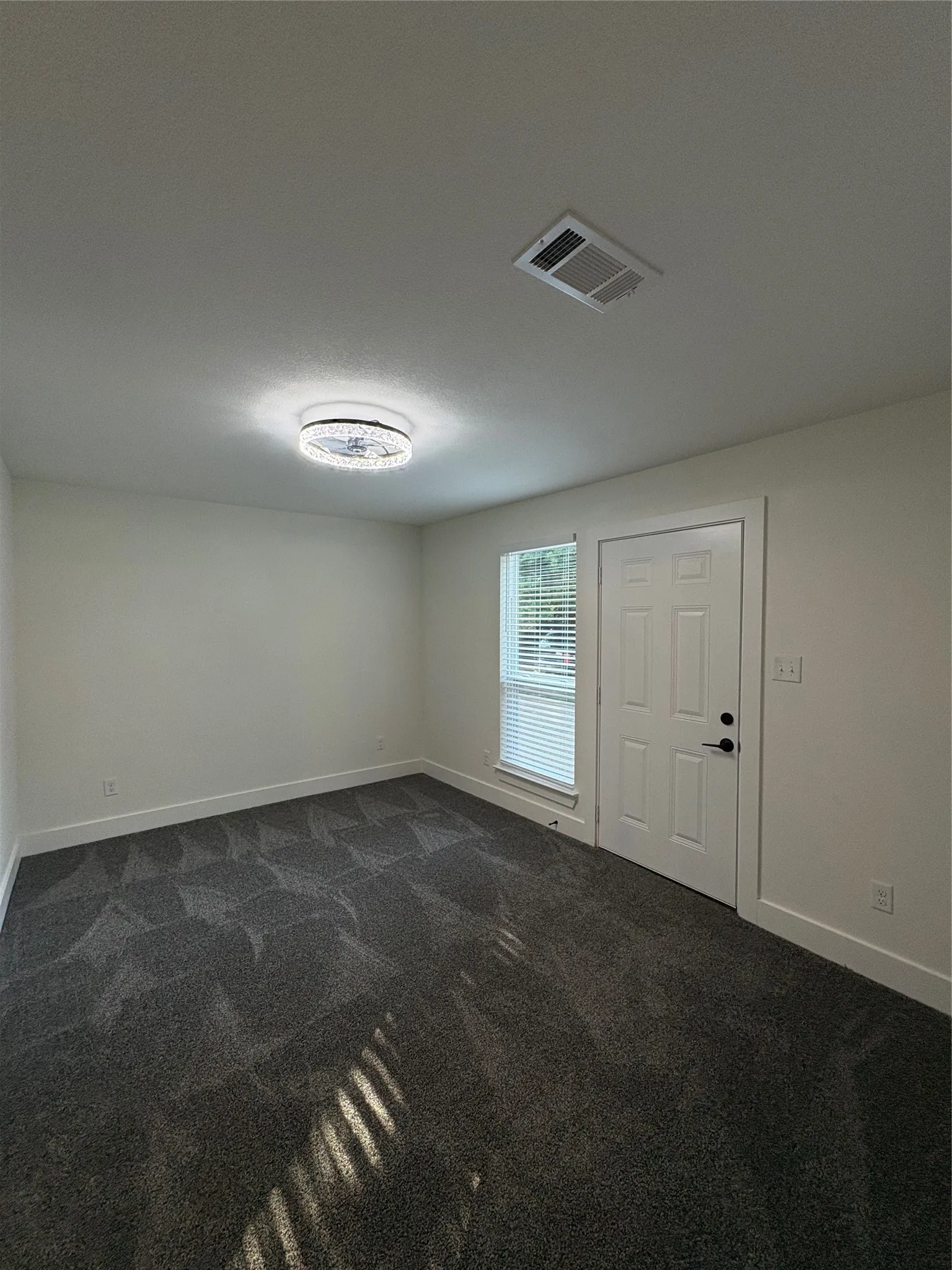 Duplex For Rent in Dallas County , 3927 Malcolm X Blvd, Dallas, Texas 75215, 1 Bedroom, 1 Bathroom, Garage spaces, 1,248 Sqft, built in 1938, mls#21304308, Real Estate Agent in Dallas, Homes For Rent in Dallas county, Homes For Rent in Dallas, Realtor in Dallas Texas, Real Estate Brokerage Independent Realty Texas, Luminita Cordes Realtor