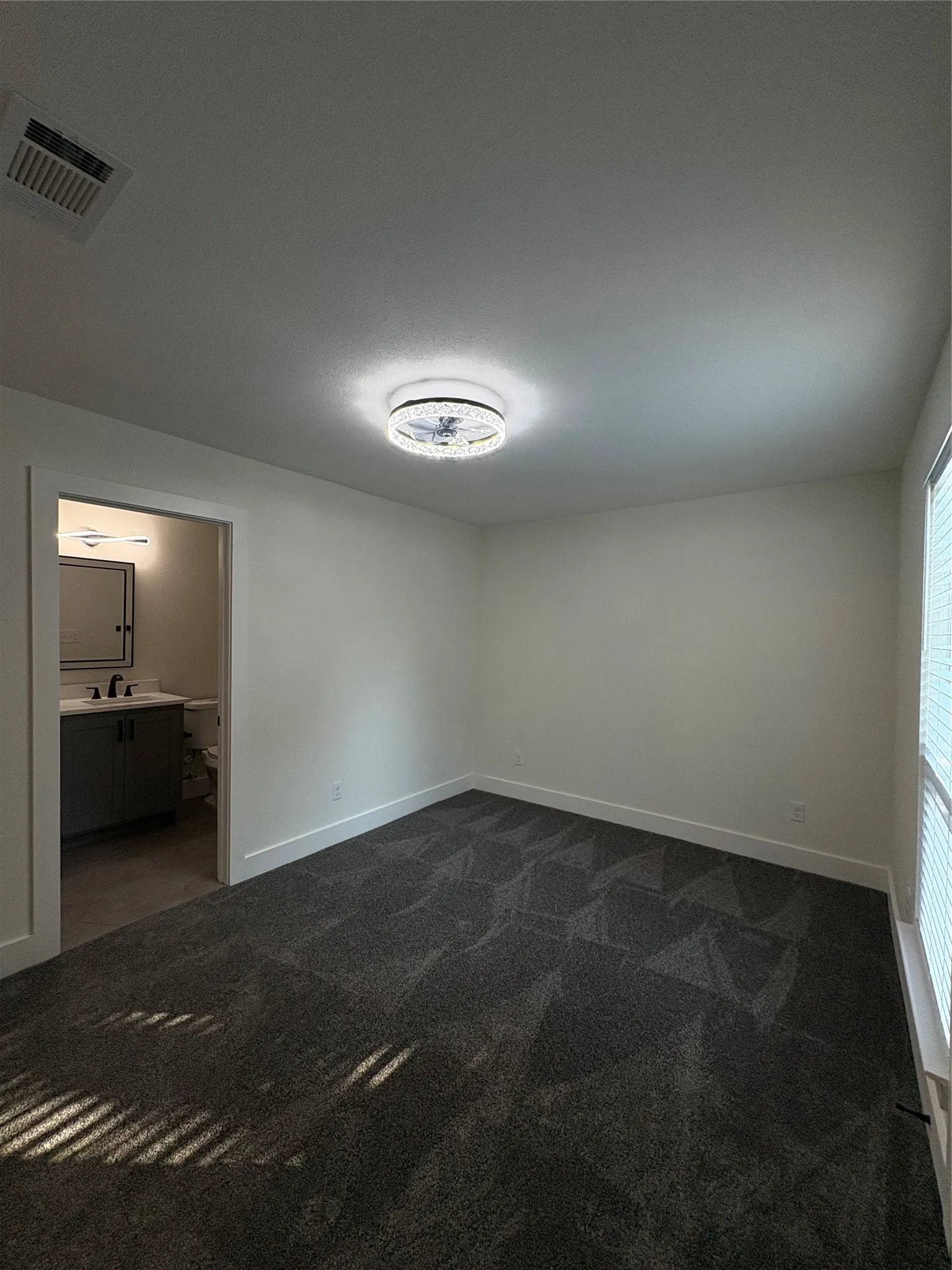 Duplex For Rent in Dallas County , 3927 Malcolm X Blvd, Dallas, Texas 75215, 1 Bedroom, 1 Bathroom, Garage spaces, 1,248 Sqft, built in 1938, mls#21304308, Real Estate Agent in Dallas, Homes For Rent in Dallas county, Homes For Rent in Dallas, Realtor in Dallas Texas, Real Estate Brokerage Independent Realty Texas, Luminita Cordes Realtor