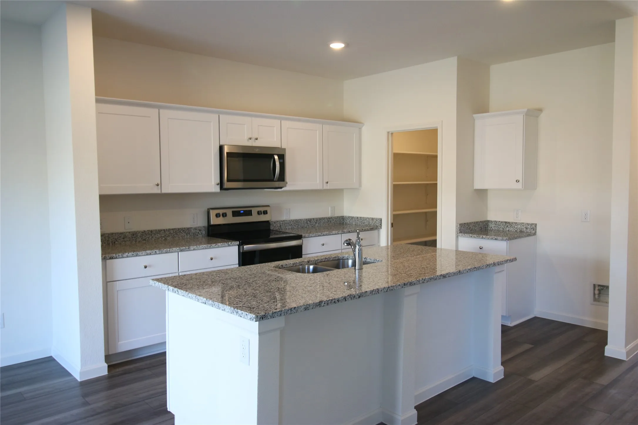 Single Family Residence For Rent in Kaufman County , 1221 Herring Drive, Forney, Texas 75126, 4 Bedroom, 3 Bathroom, 2 Garage spaces, 2,338 Sqft, built in 2026, mls#21296155, Real Estate Agent in Forney, Homes For Rent in Kaufman county, Homes For Rent in Forney, Realtor in Forney Texas, Real Estate Brokerage Independent Realty Texas, Luminita Cordes Realtor