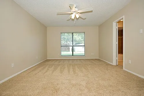 Single Family Residence For Rent in Denton County , 5309 Maple Court, Flower Mound, Texas 75028, 3 Bedroom, 2 Bathroom, 2 Garage spaces, 1,893 Sqft, built in 1983, mls#21304320, Real Estate Agent in Flower Mound, Homes For Rent in Denton county, Homes For Rent in Flower Mound, Realtor in Flower Mound Texas, Real Estate Brokerage Independent Realty Texas, Luminita Cordes Realtor