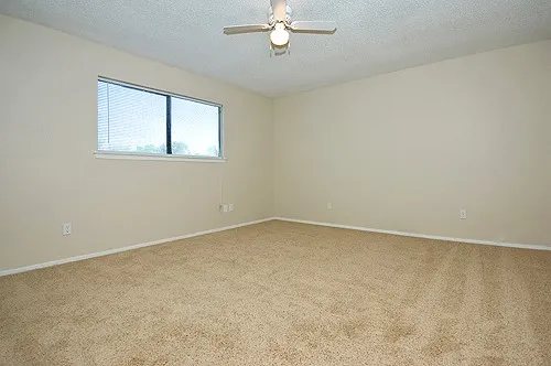 Single Family Residence For Rent in Denton County , 5309 Maple Court, Flower Mound, Texas 75028, 3 Bedroom, 2 Bathroom, 2 Garage spaces, 1,893 Sqft, built in 1983, mls#21304320, Real Estate Agent in Flower Mound, Homes For Rent in Denton county, Homes For Rent in Flower Mound, Realtor in Flower Mound Texas, Real Estate Brokerage Independent Realty Texas, Luminita Cordes Realtor