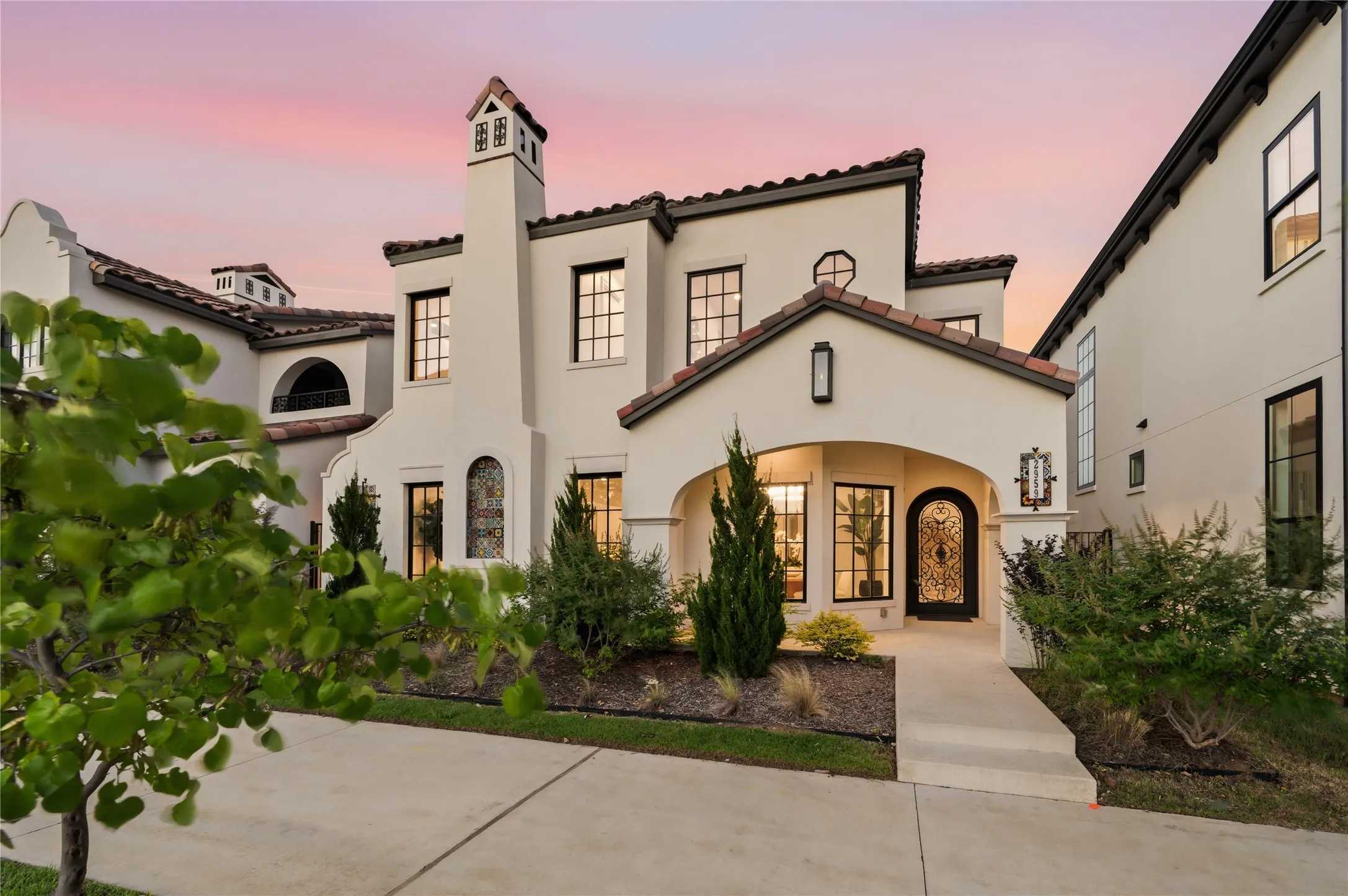 Single Family Residence For Sale in Tarrant County , 2959 Sunset Boulevard, Flower Mound, Texas 75022, 4 Bedroom, 3 Bathroom, 2 Garage spaces, 2,846 Sqft, built in 2024, mls#21303105, Real Estate Agent in Flower Mound, Homes For Sale in Tarrant county, Homes For Sale in Flower Mound, Realtor in Flower Mound Texas, Real Estate Brokerage Independent Realty Texas, Luminita Cordes Realtor