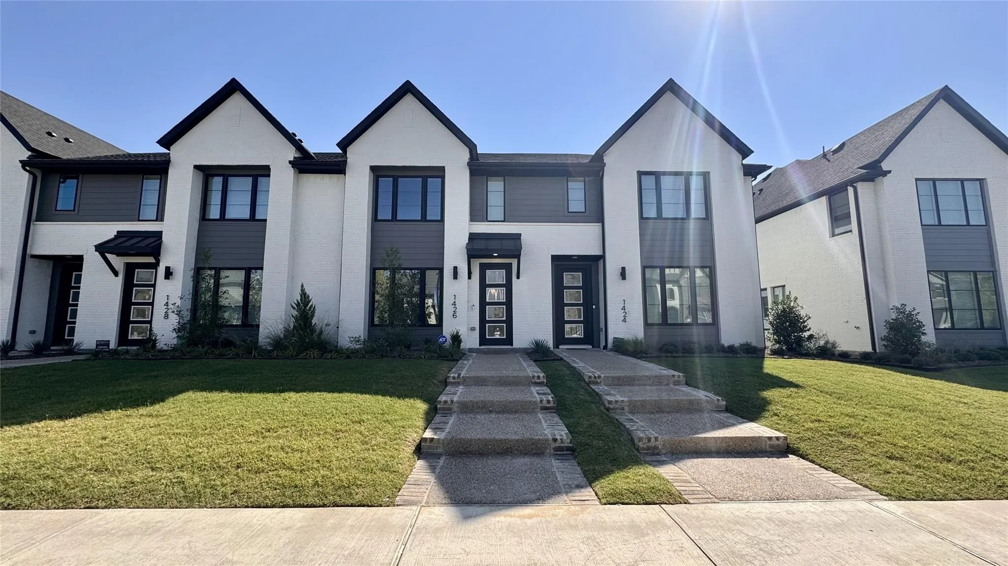 Single Family Residence For Rent in Tarrant County , 1426 Birds Fort Trail, Arlington, Texas 76005, 3 Bedroom, 3 Bathroom, 2 Garage spaces, 1,666 Sqft, built in 2023, mls#21304185, Real Estate Agent in Arlington, Homes For Rent in Tarrant county, Homes For Rent in Arlington, Realtor in Arlington Texas, Real Estate Brokerage Independent Realty Texas, Luminita Cordes Realtor