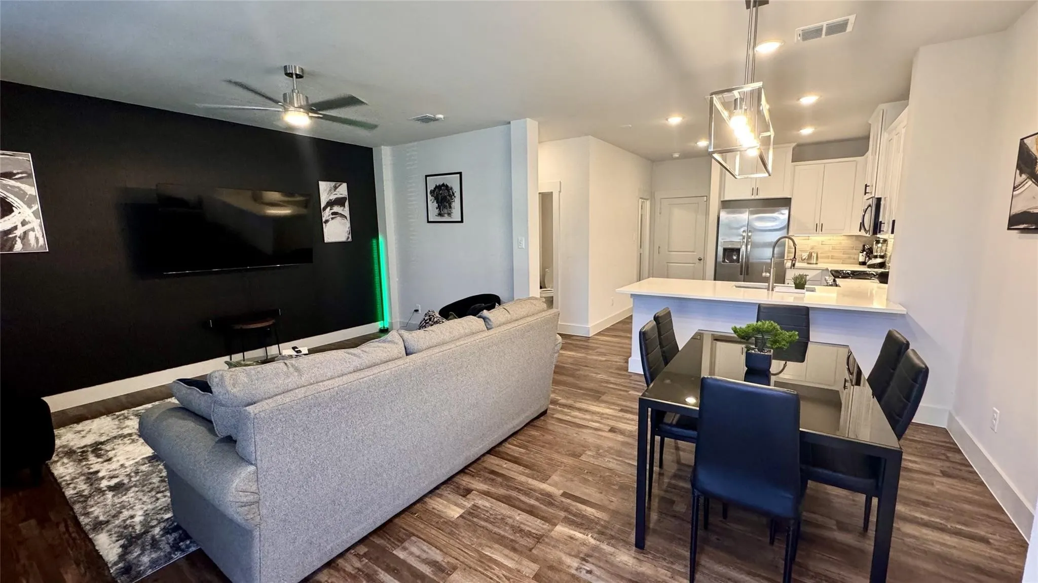 Single Family Residence For Rent in Tarrant County , 1426 Birds Fort Trail, Arlington, Texas 76005, 3 Bedroom, 3 Bathroom, 2 Garage spaces, 1,666 Sqft, built in 2023, mls#21304185, Real Estate Agent in Arlington, Homes For Rent in Tarrant county, Homes For Rent in Arlington, Realtor in Arlington Texas, Real Estate Brokerage Independent Realty Texas, Luminita Cordes Realtor