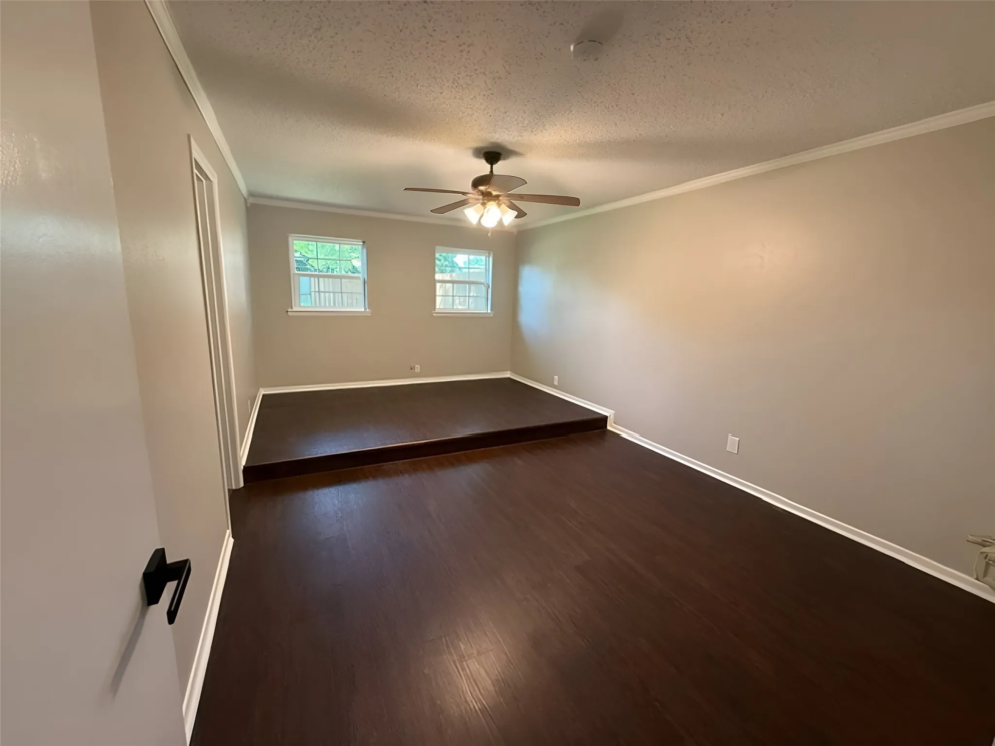 Single Family Residence For Sale in Dallas County , 1721 Melrose Street, Garland, Texas 75042, 4 Bedroom, 2 Bathroom, Garage spaces, 1,775 Sqft, built in 1972, mls#21304366, Real Estate Agent in Garland, Homes For Sale in Dallas county, Homes For Sale in Garland, Realtor in Garland Texas, Real Estate Brokerage Independent Realty Texas, Luminita Cordes Realtor