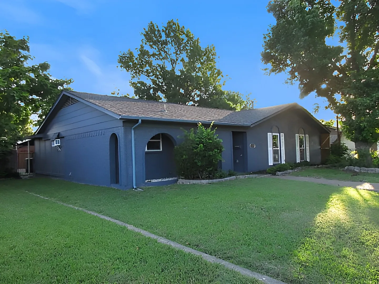 Single Family Residence For Sale in Dallas County , 1721 Melrose Street, Garland, Texas 75042, 4 Bedroom, 2 Bathroom, Garage spaces, 1,775 Sqft, built in 1972, mls#21304366, Real Estate Agent in Garland, Homes For Sale in Dallas county, Homes For Sale in Garland, Realtor in Garland Texas, Real Estate Brokerage Independent Realty Texas, Luminita Cordes Realtor
