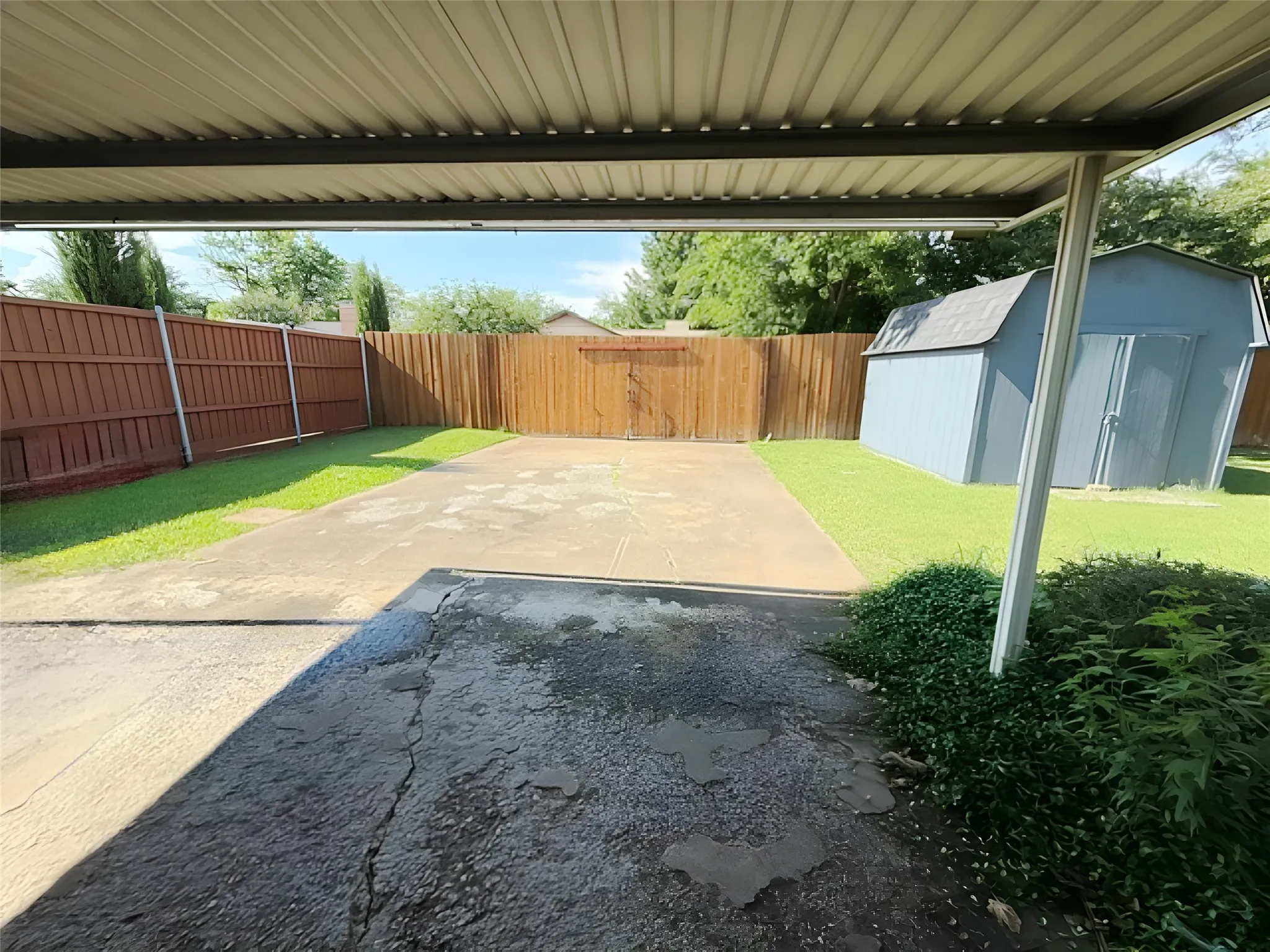 Single Family Residence For Sale in Dallas County , 1721 Melrose Street, Garland, Texas 75042, 4 Bedroom, 2 Bathroom, Garage spaces, 1,775 Sqft, built in 1972, mls#21304366, Real Estate Agent in Garland, Homes For Sale in Dallas county, Homes For Sale in Garland, Realtor in Garland Texas, Real Estate Brokerage Independent Realty Texas, Luminita Cordes Realtor