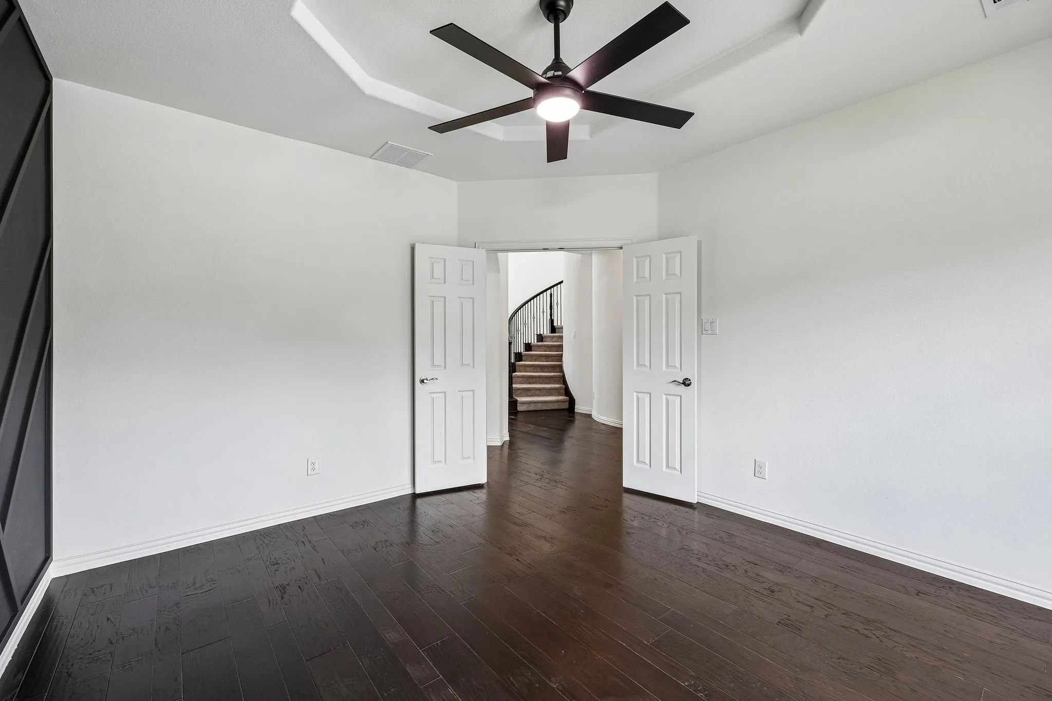 Single Family Residence For Sale in Denton County , 5828 Painswick Drive, Celina, Texas 76227, 5 Bedroom, 4 Bathroom, 3 Garage spaces, 3,731 Sqft, built in 2021, mls#21304383, Real Estate Agent in Celina, Homes For Sale in Denton county, Homes For Sale in Celina, Realtor in Celina Texas, Real Estate Brokerage Independent Realty Texas, Luminita Cordes Realtor