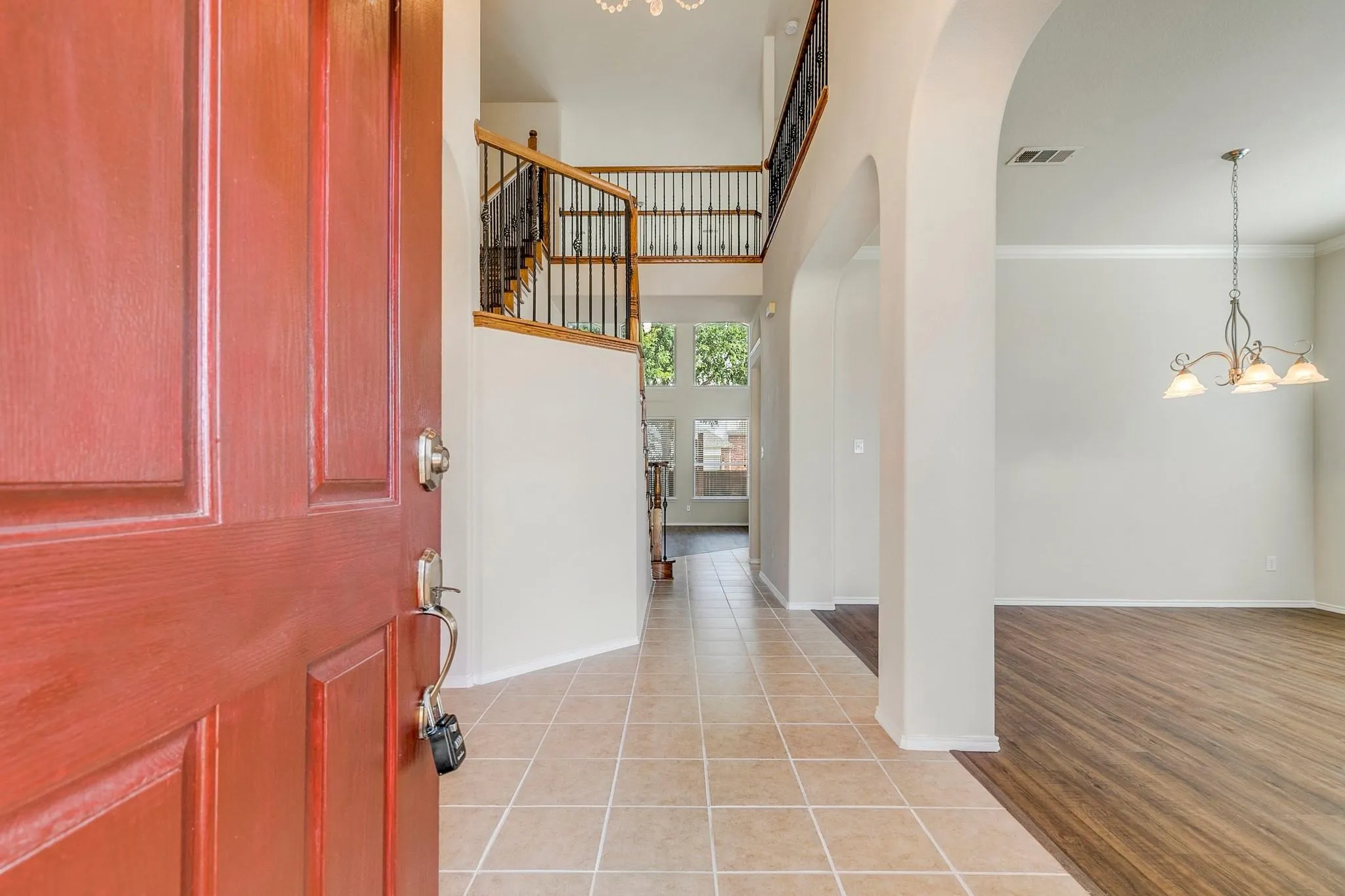 Single Family Residence For Rent in Collin County , 11570 Beeville Drive, Frisco, Texas 75035, 5 Bedroom, 4 Bathroom, 2 Garage spaces, 3,708 Sqft, built in 2006, mls#21304380, Real Estate Agent in Frisco, Homes For Rent in Collin county, Homes For Rent in Frisco, Realtor in Frisco Texas, Real Estate Brokerage Independent Realty Texas, Luminita Cordes Realtor