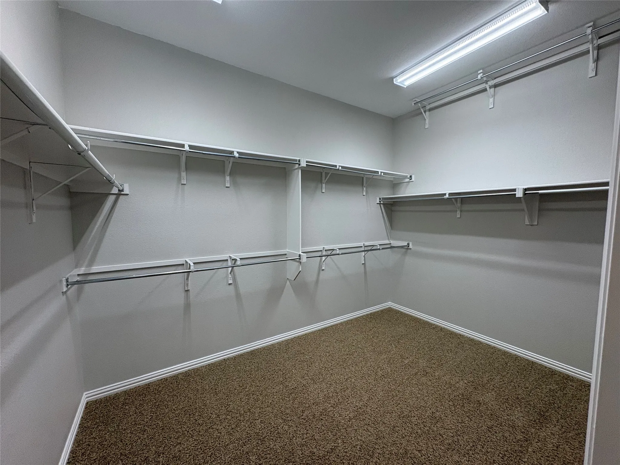 Single Family Residence For Rent in Kaufman County , 1006 Knoxbridge Road, Forney, Texas 75126, 5 Bedroom, 4 Bathroom, 2 Garage spaces, 3,842 Sqft, built in 2009, mls#21281852, Real Estate Agent in Forney, Homes For Rent in Kaufman county, Homes For Rent in Forney, Realtor in Forney Texas, Real Estate Brokerage Independent Realty Texas, Luminita Cordes Realtor