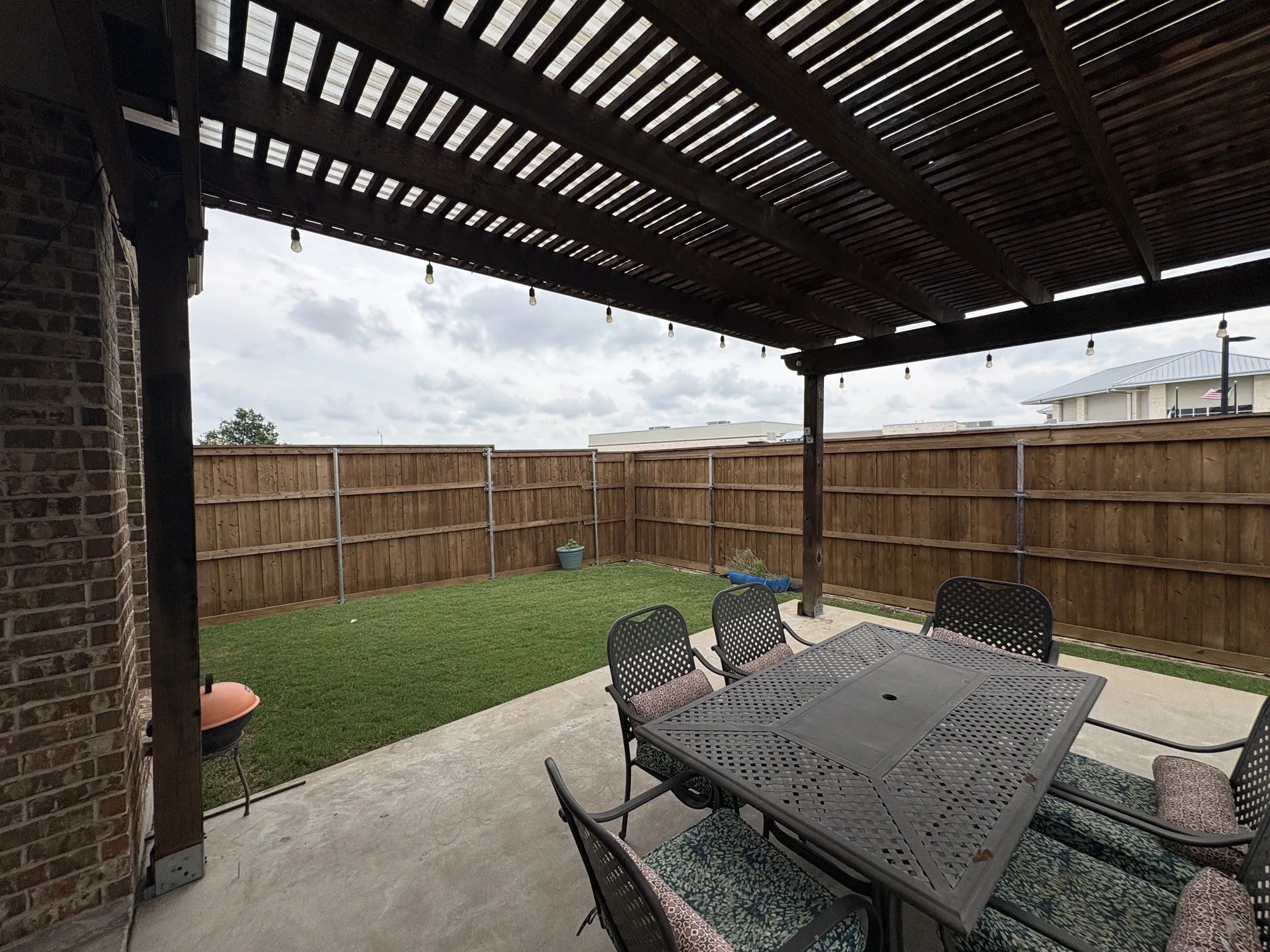 Single Family Residence For Rent in Kaufman County , 1006 Knoxbridge Road, Forney, Texas 75126, 5 Bedroom, 4 Bathroom, 2 Garage spaces, 3,842 Sqft, built in 2009, mls#21281852, Real Estate Agent in Forney, Homes For Rent in Kaufman county, Homes For Rent in Forney, Realtor in Forney Texas, Real Estate Brokerage Independent Realty Texas, Luminita Cordes Realtor