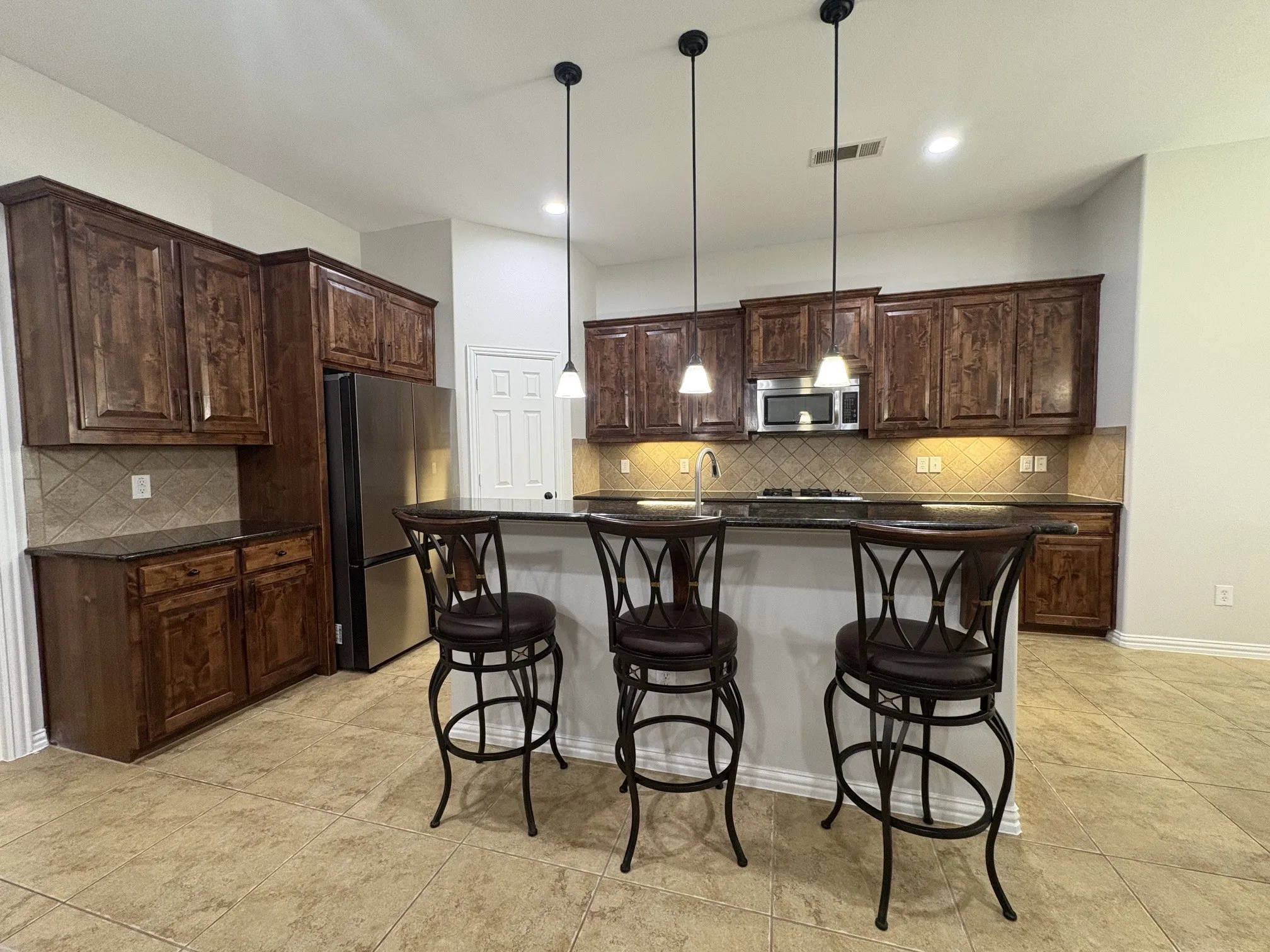 Single Family Residence For Rent in Kaufman County , 1006 Knoxbridge Road, Forney, Texas 75126, 5 Bedroom, 4 Bathroom, 2 Garage spaces, 3,842 Sqft, built in 2009, mls#21281852, Real Estate Agent in Forney, Homes For Rent in Kaufman county, Homes For Rent in Forney, Realtor in Forney Texas, Real Estate Brokerage Independent Realty Texas, Luminita Cordes Realtor