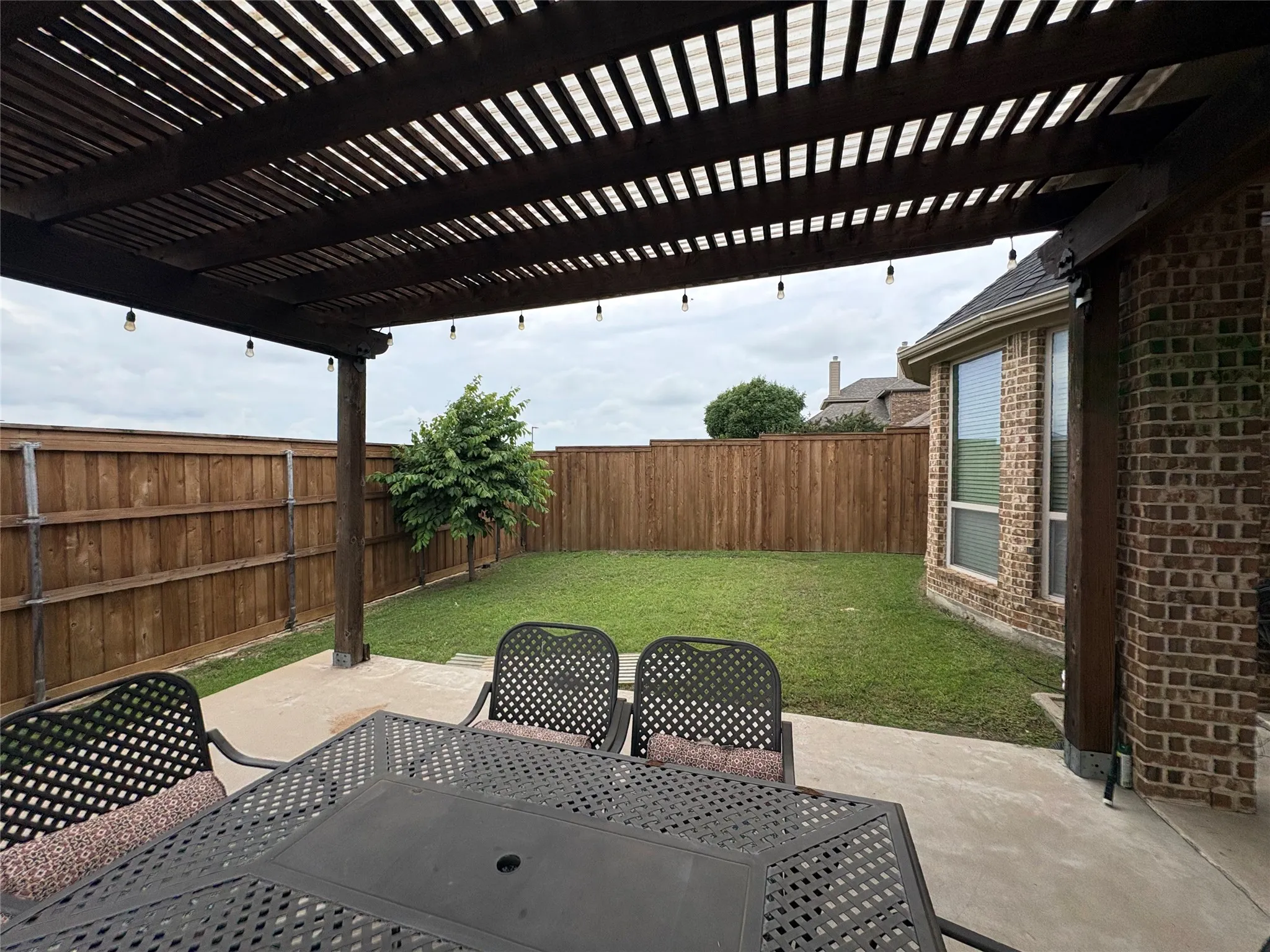 Single Family Residence For Rent in Kaufman County , 1006 Knoxbridge Road, Forney, Texas 75126, 5 Bedroom, 4 Bathroom, 2 Garage spaces, 3,842 Sqft, built in 2009, mls#21281852, Real Estate Agent in Forney, Homes For Rent in Kaufman county, Homes For Rent in Forney, Realtor in Forney Texas, Real Estate Brokerage Independent Realty Texas, Luminita Cordes Realtor