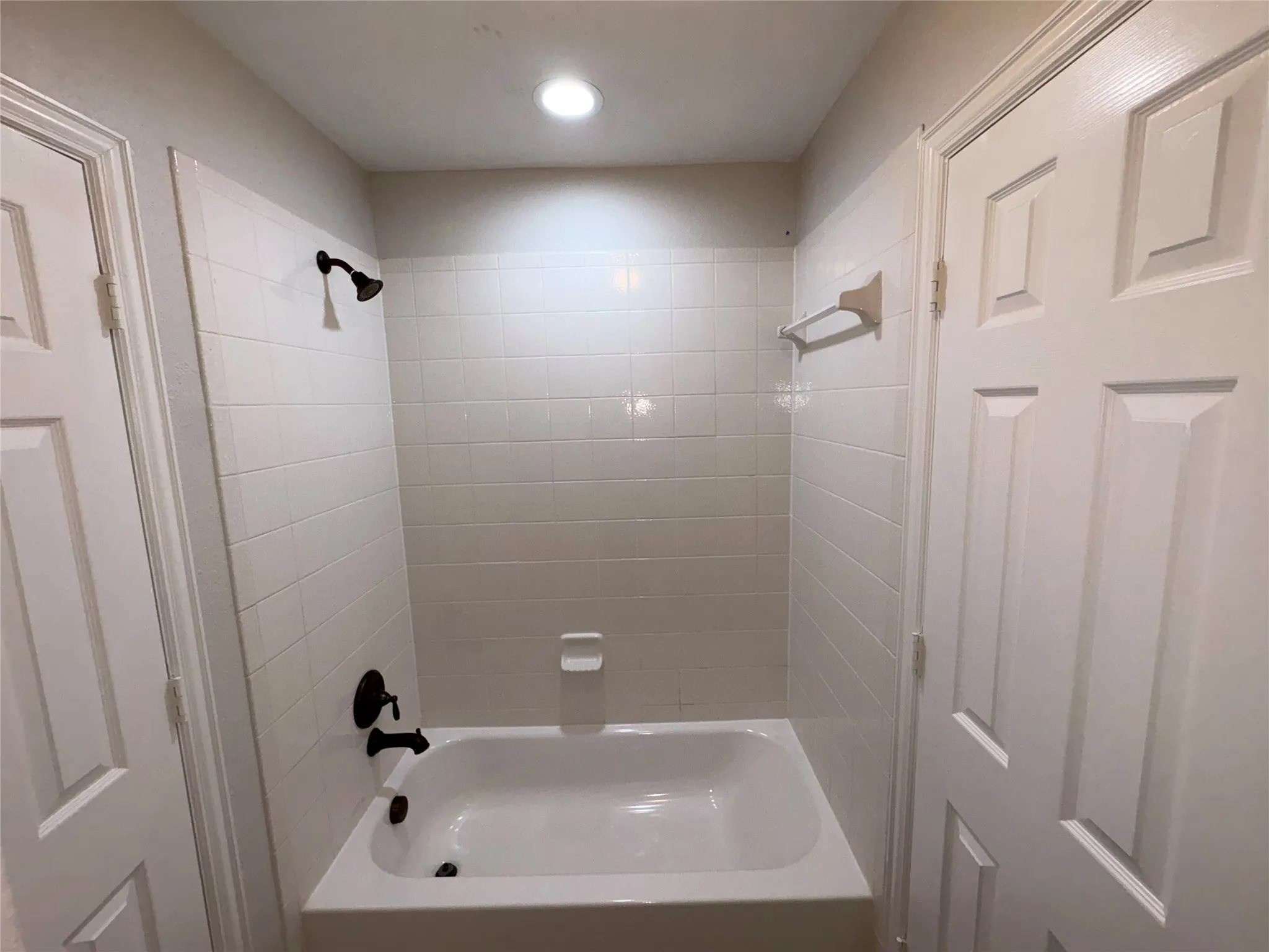 Single Family Residence For Rent in Kaufman County , 1006 Knoxbridge Road, Forney, Texas 75126, 5 Bedroom, 4 Bathroom, 2 Garage spaces, 3,842 Sqft, built in 2009, mls#21281852, Real Estate Agent in Forney, Homes For Rent in Kaufman county, Homes For Rent in Forney, Realtor in Forney Texas, Real Estate Brokerage Independent Realty Texas, Luminita Cordes Realtor