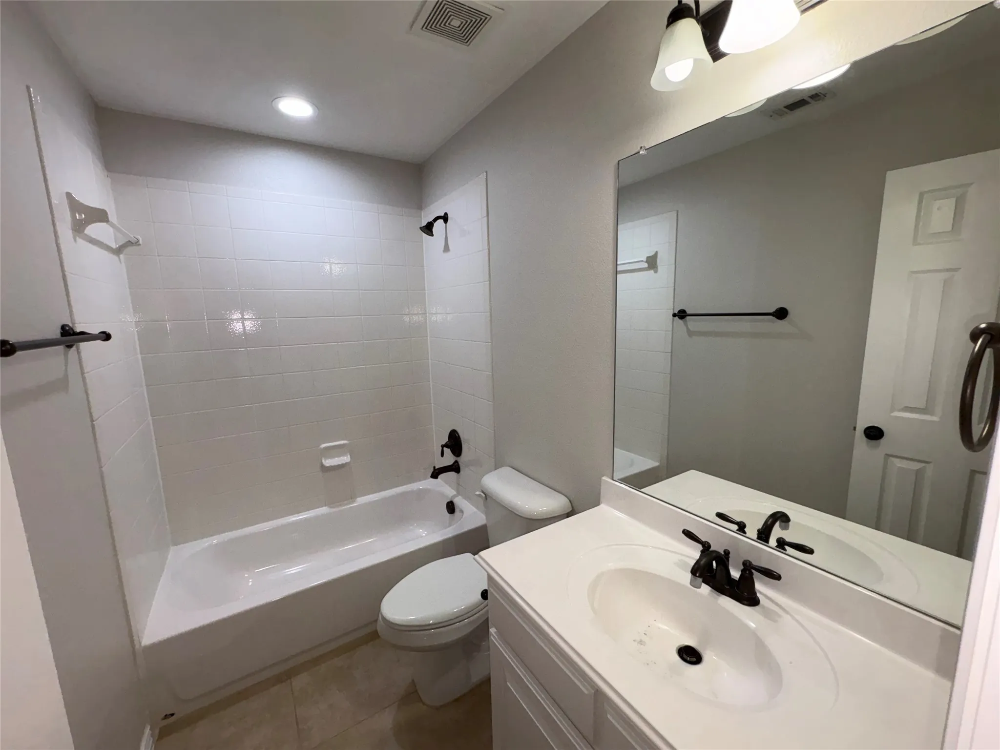 Single Family Residence For Rent in Kaufman County , 1006 Knoxbridge Road, Forney, Texas 75126, 5 Bedroom, 4 Bathroom, 2 Garage spaces, 3,842 Sqft, built in 2009, mls#21281852, Real Estate Agent in Forney, Homes For Rent in Kaufman county, Homes For Rent in Forney, Realtor in Forney Texas, Real Estate Brokerage Independent Realty Texas, Luminita Cordes Realtor