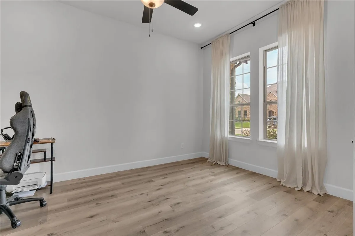 Single Family Residence For Sale in Johnson County , 1808 Cedar Bluff Parkway, Mansfield, Texas 76063, 4 Bedroom, 3 Bathroom, 3 Garage spaces, 3,444 Sqft, built in 2021, mls#21299332, Real Estate Agent in Mansfield, Homes For Sale in Johnson county, Homes For Sale in Mansfield, Realtor in Mansfield Texas, Real Estate Brokerage Independent Realty Texas, Luminita Cordes Realtor