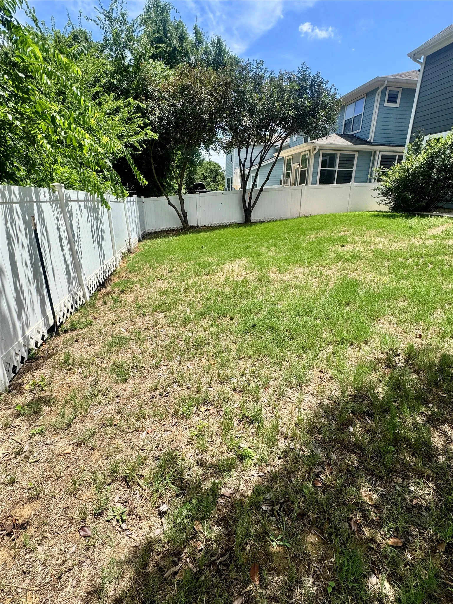 Single Family Residence For Sale in Denton County , 820 Vernon Drive, Providence Village, Texas 76227, 4 Bedroom, 3 Bathroom, 2 Garage spaces, 2,971 Sqft, built in 2006, Price $390,000, mls#21293801, Real Estate Agent in Providence Village, Homes For Sale in Denton county, Homes For Sale in Providence Village, Realtor in Providence Village Texas, Real Estate Brokerage Independent Realty Texas, Luminita Cordes Realtor