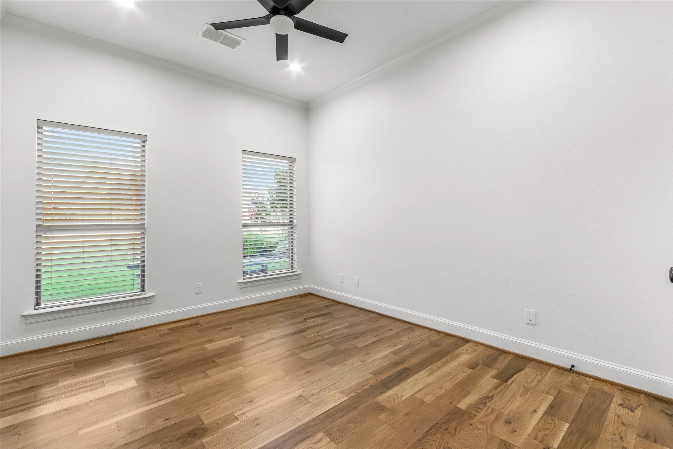Single Family Residence For Sale in Collin County , 5420 Oak Bend Trail, Celina, Texas 75078, 4 Bedroom, 4 Bathroom, 3 Garage spaces, 3,713 Sqft, built in 2006, mls#21299168, Real Estate Agent in Celina, Homes For Sale in Collin county, Homes For Sale in Celina, Realtor in Celina Texas, Real Estate Brokerage Independent Realty Texas, Luminita Cordes Realtor