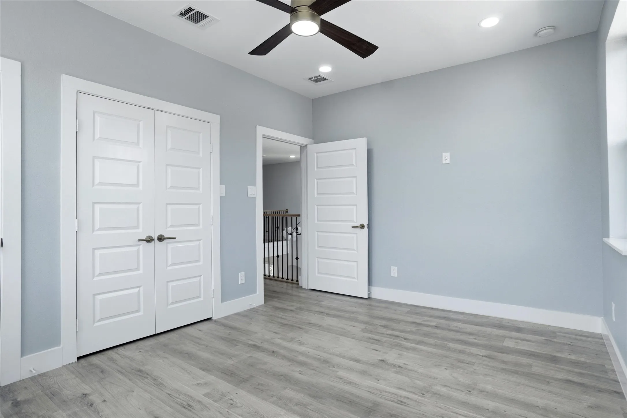 Single Family Residence For Rent in Tarrant County , 400 Hideaway Court, Euless, Texas 76039, 5 Bedroom, 5 Bathroom, 2 Garage spaces, 2,981 Sqft, built in 2026, mls#21304422, Real Estate Agent in Euless, Homes For Rent in Tarrant county, Homes For Rent in Euless, Realtor in Euless Texas, Real Estate Brokerage Independent Realty Texas, Luminita Cordes Realtor