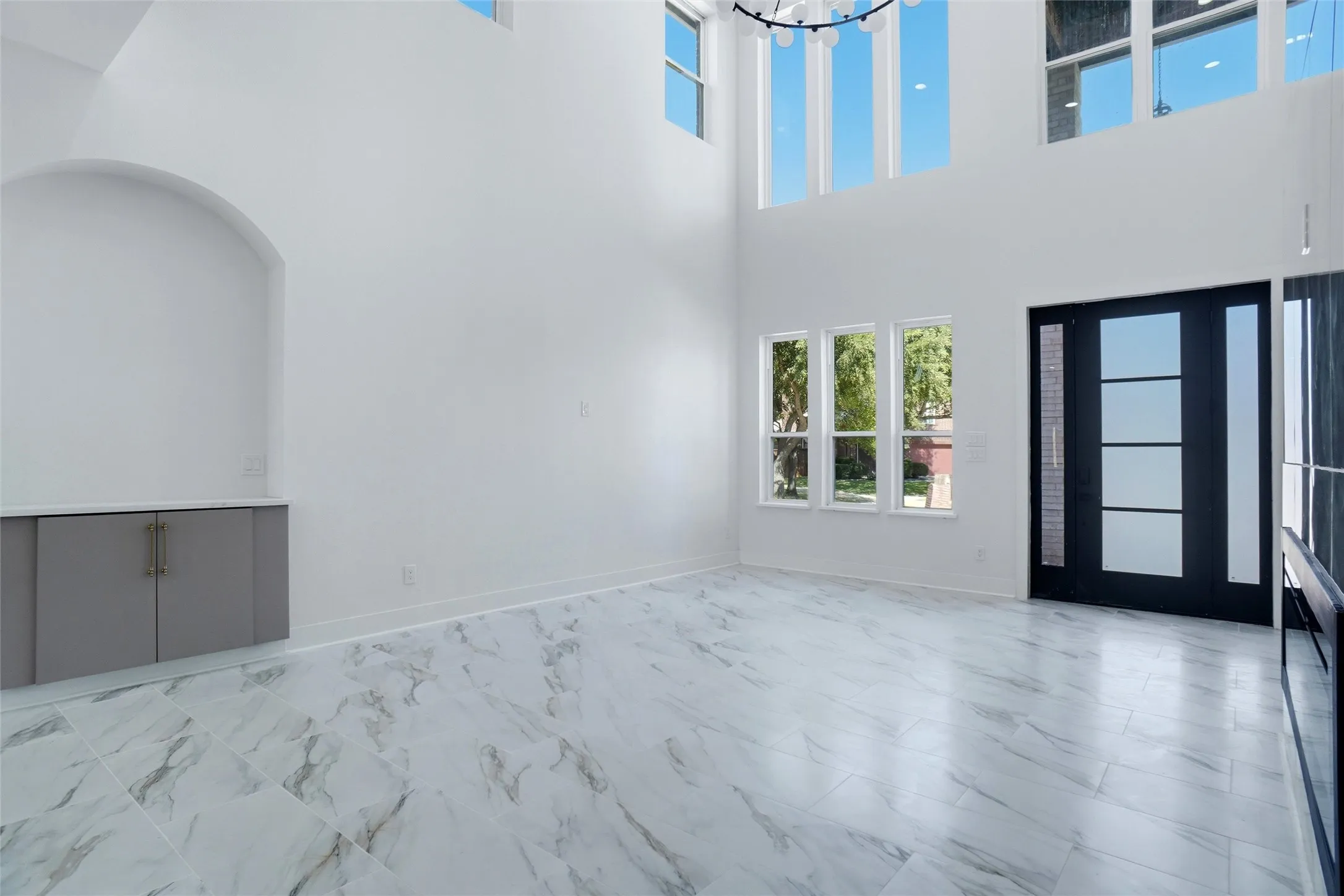 Single Family Residence For Rent in Tarrant County , 400 Hideaway Court, Euless, Texas 76039, 5 Bedroom, 5 Bathroom, 2 Garage spaces, 2,981 Sqft, built in 2026, mls#21304422, Real Estate Agent in Euless, Homes For Rent in Tarrant county, Homes For Rent in Euless, Realtor in Euless Texas, Real Estate Brokerage Independent Realty Texas, Luminita Cordes Realtor
