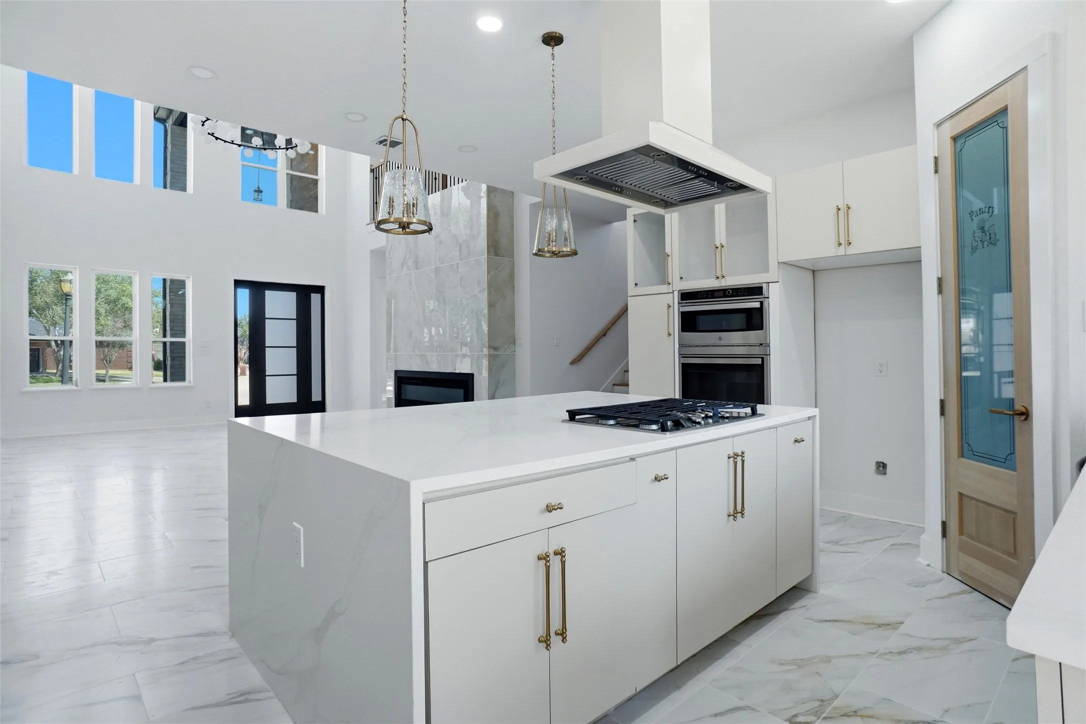 Single Family Residence For Rent in Tarrant County , 400 Hideaway Court, Euless, Texas 76039, 5 Bedroom, 5 Bathroom, 2 Garage spaces, 2,981 Sqft, built in 2026, mls#21304422, Real Estate Agent in Euless, Homes For Rent in Tarrant county, Homes For Rent in Euless, Realtor in Euless Texas, Real Estate Brokerage Independent Realty Texas, Luminita Cordes Realtor