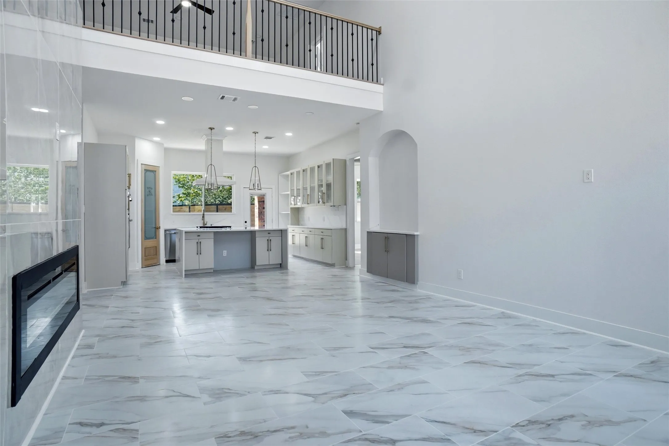 Single Family Residence For Rent in Tarrant County , 400 Hideaway Court, Euless, Texas 76039, 5 Bedroom, 5 Bathroom, 2 Garage spaces, 2,981 Sqft, built in 2026, mls#21304422, Real Estate Agent in Euless, Homes For Rent in Tarrant county, Homes For Rent in Euless, Realtor in Euless Texas, Real Estate Brokerage Independent Realty Texas, Luminita Cordes Realtor