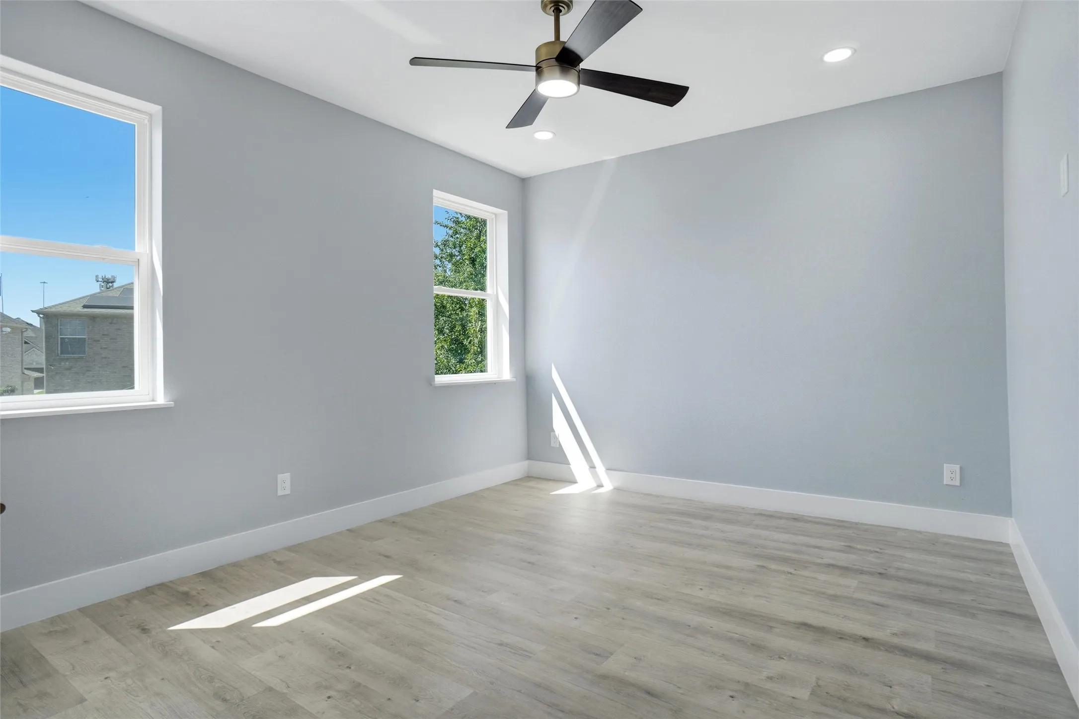 Single Family Residence For Rent in Tarrant County , 400 Hideaway Court, Euless, Texas 76039, 5 Bedroom, 5 Bathroom, 2 Garage spaces, 2,981 Sqft, built in 2026, mls#21304422, Real Estate Agent in Euless, Homes For Rent in Tarrant county, Homes For Rent in Euless, Realtor in Euless Texas, Real Estate Brokerage Independent Realty Texas, Luminita Cordes Realtor