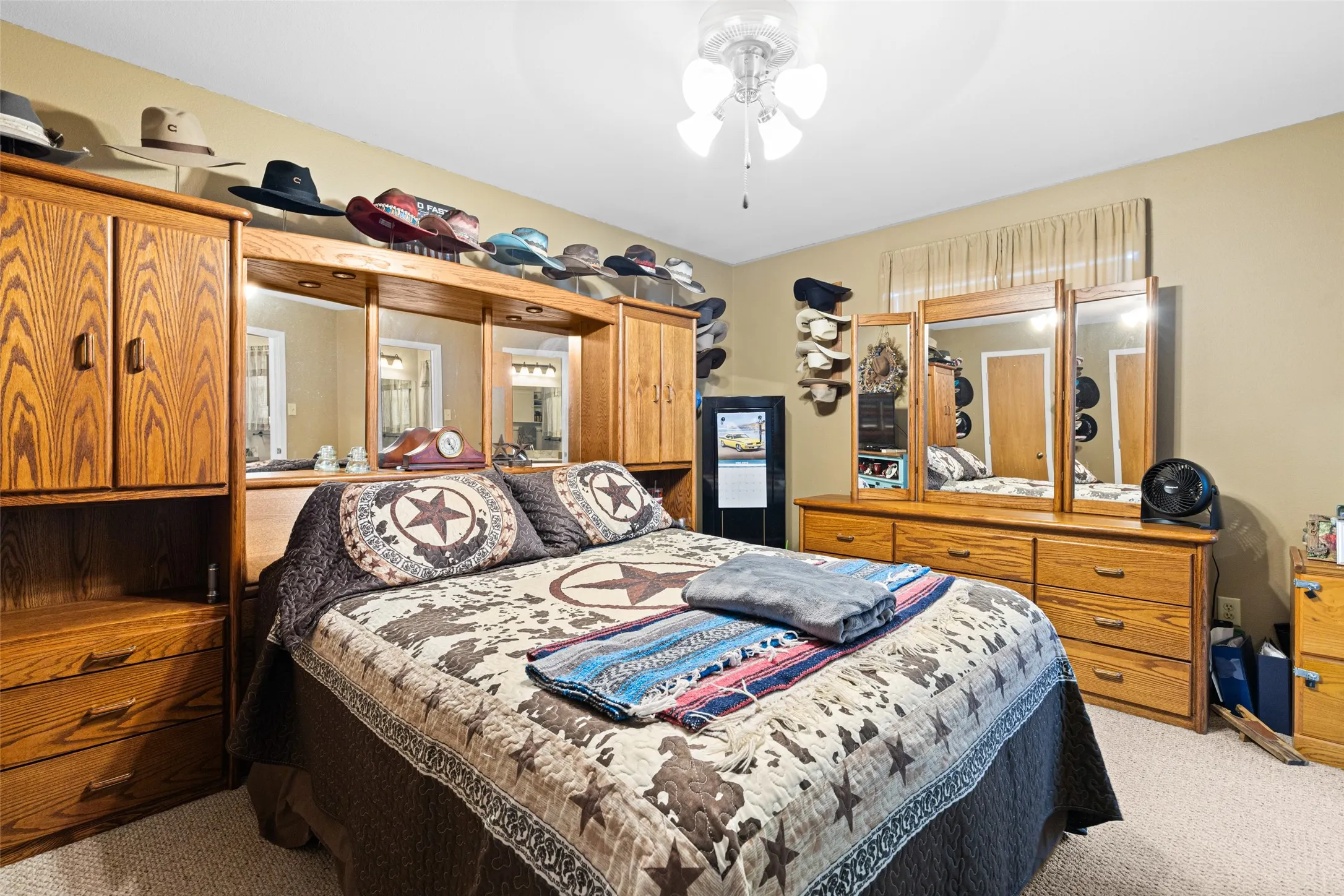 Single Family Residence For Sale in Upshur County , 7422 Pacal, Gilmer, Texas 75645, 3 Bedroom, 2 Bathroom, 2 Garage spaces, 2,060 Sqft, built in 2000, mls#21300898, Real Estate Agent in Gilmer, Homes For Sale in Upshur county, Homes For Sale in Gilmer, Realtor in Gilmer Texas, Real Estate Brokerage Independent Realty Texas, Luminita Cordes Realtor