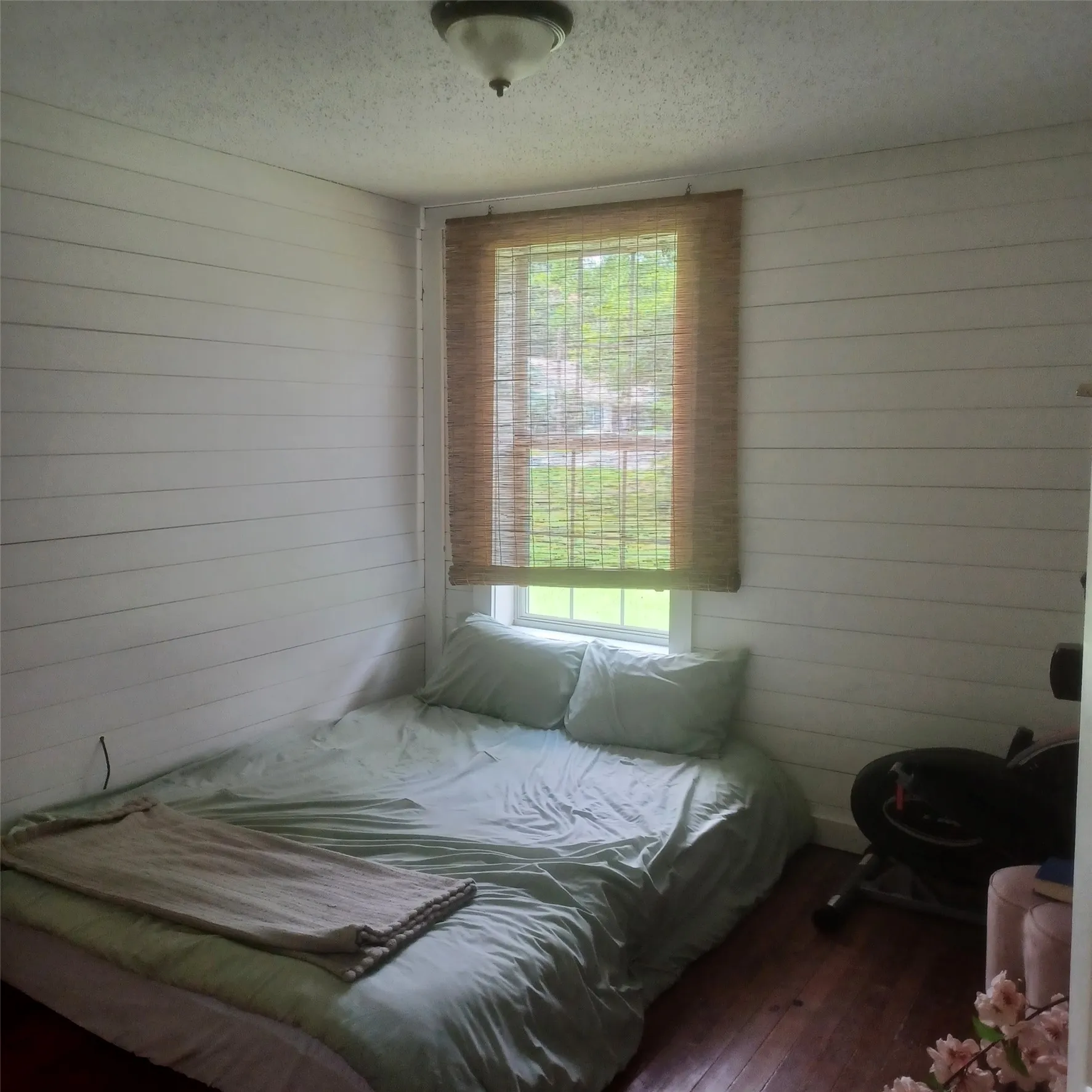 Single Family Residence For Sale in Fannin County , 1309 S 5th Street, Bonham, Texas 75418, 3 Bedroom, 1 Bathroom, Garage spaces, 1,328 Sqft, built in 1960, mls#21303770, Real Estate Agent in Bonham, Homes For Sale in Fannin county, Homes For Sale in Bonham, Realtor in Bonham Texas, Real Estate Brokerage Independent Realty Texas, Luminita Cordes Realtor