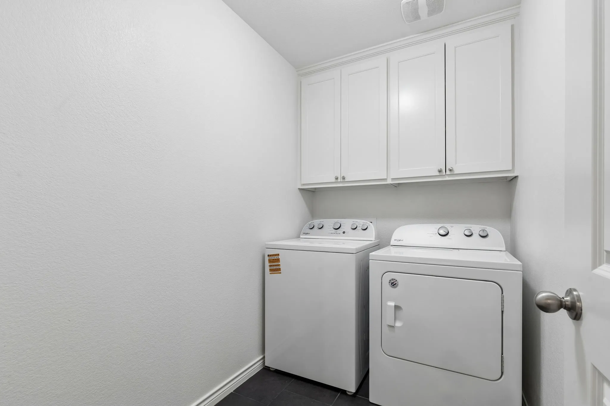 Single Family Residence For Sale in Tarrant County , 2941 Gordon Avenue, Fort Worth, Texas 76110, 3 Bedrooms, 4 Bathrooms, Garage spaces, 2,480 Sqft, built in 2019, Price $625,000, mls#21303404, Real Estate Agent in Fort Worth, Homes For Sale in Tarrant county, Homes For Sale in Fort Worth, Realtor in Fort Worth Texas, Real Estate Brokerage Independent Realty Texas, Luminita Cordes Realtor