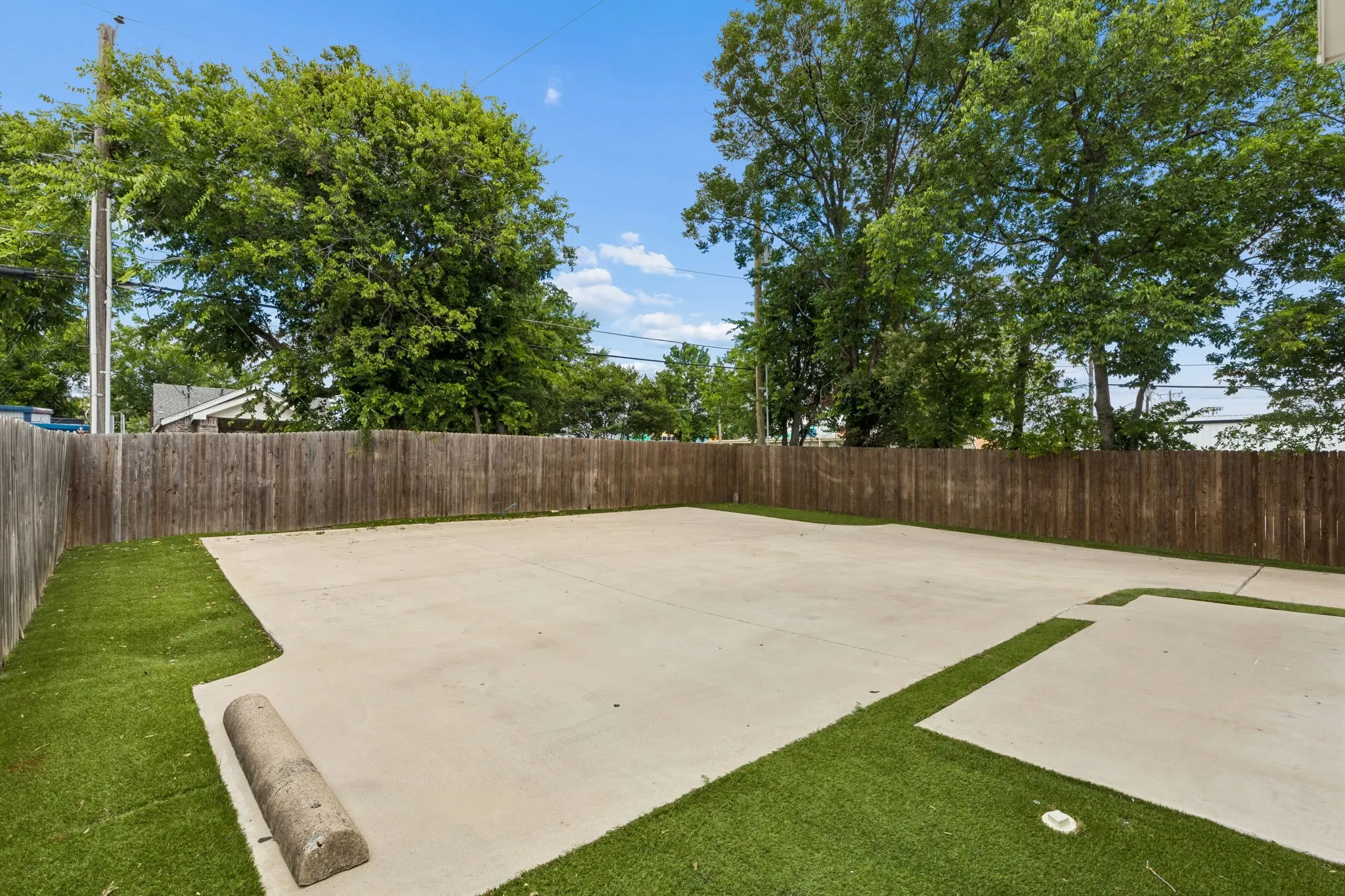 Single Family Residence For Sale in Tarrant County , 2941 Gordon Avenue, Fort Worth, Texas 76110, 3 Bedrooms, 4 Bathrooms, Garage spaces, 2,480 Sqft, built in 2019, Price $625,000, mls#21303404, Real Estate Agent in Fort Worth, Homes For Sale in Tarrant county, Homes For Sale in Fort Worth, Realtor in Fort Worth Texas, Real Estate Brokerage Independent Realty Texas, Luminita Cordes Realtor