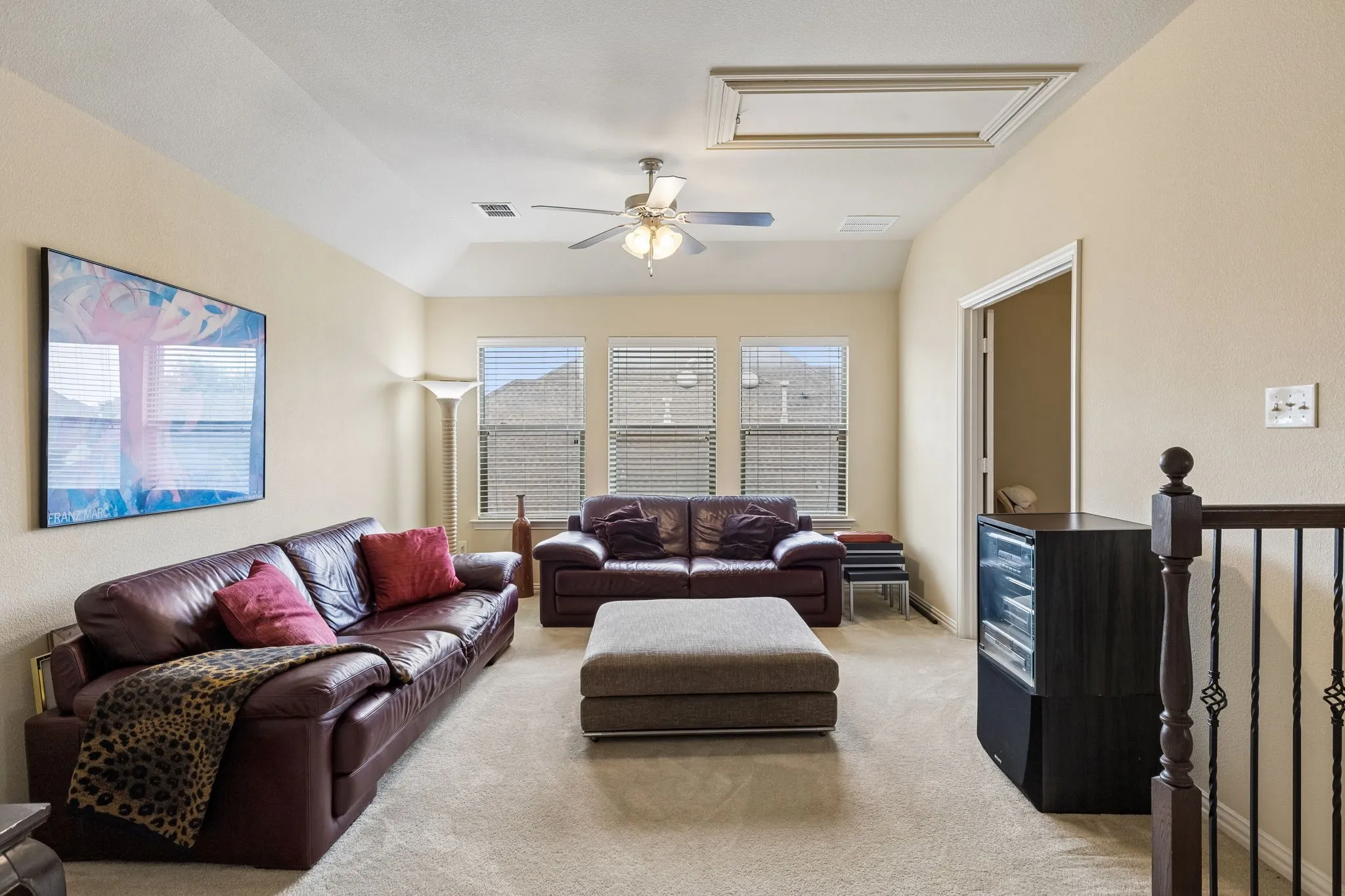 Upstairs living room/bonus space