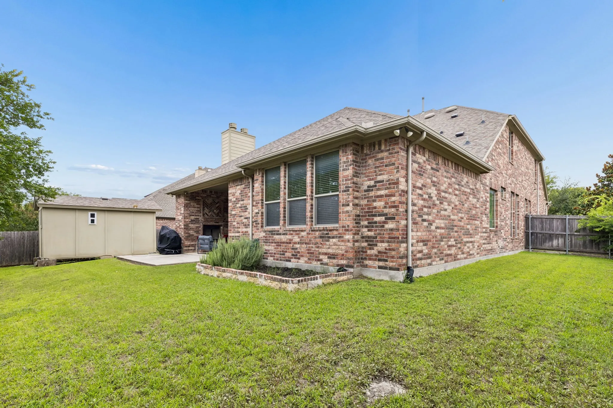 Single Family Residence For Sale in Rockwall County , 302 Phillips Court, Fate, Texas 75087, 4 Bedroom, 3 Bathroom, 3 Garage spaces, 3,426 Sqft, built in 2013, mls#21296056, Real Estate Agent in Fate, Homes For Sale in Rockwall county, Homes For Sale in Fate, Realtor in Fate Texas, Real Estate Brokerage Independent Realty Texas, Luminita Cordes Realtor