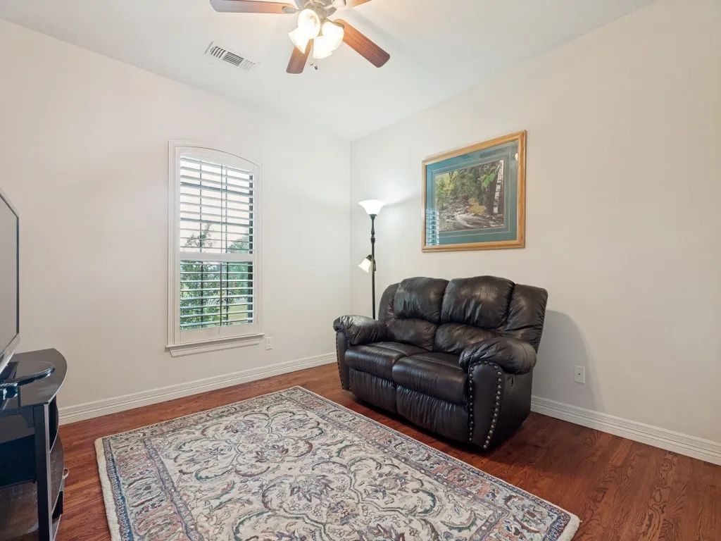Single Family Residence For Sale in Collin County , 2860 Forest Drive, Celina, Texas 75009, 3 Bedroom, 3 Bathroom, 3 Garage spaces, 2,324 Sqft, built in 2008, mls#21304136, Real Estate Agent in Celina, Homes For Sale in Collin county, Homes For Sale in Celina, Realtor in Celina Texas, Real Estate Brokerage Independent Realty Texas, Luminita Cordes Realtor