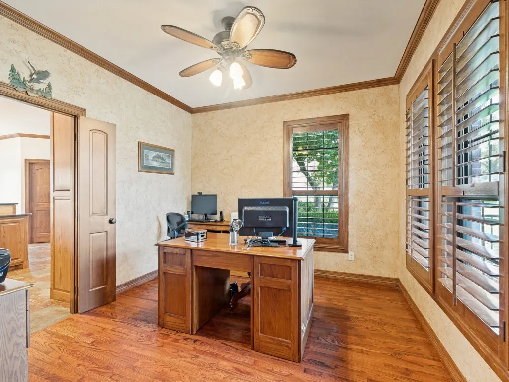 Single Family Residence For Sale in Collin County , 2860 Forest Drive, Celina, Texas 75009, 3 Bedroom, 3 Bathroom, 3 Garage spaces, 2,324 Sqft, built in 2008, mls#21304136, Real Estate Agent in Celina, Homes For Sale in Collin county, Homes For Sale in Celina, Realtor in Celina Texas, Real Estate Brokerage Independent Realty Texas, Luminita Cordes Realtor