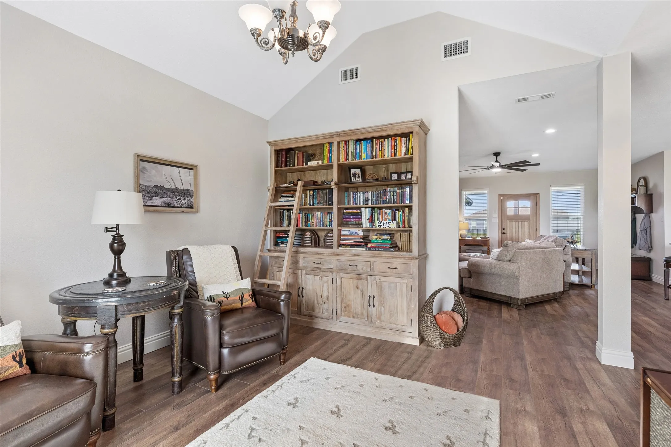 Single Family Residence For Sale in Fannin County , 8677 Fm 1553, Leonard, Texas 75452, 4 Bedroom, 3 Bathroom, 2 Garage spaces, 3,075 Sqft, built in 2019, mls#21288415, Real Estate Agent in Leonard, Homes For Sale in Fannin county, Homes For Sale in Leonard, Realtor in Leonard Texas, Real Estate Brokerage Independent Realty Texas, Luminita Cordes Realtor