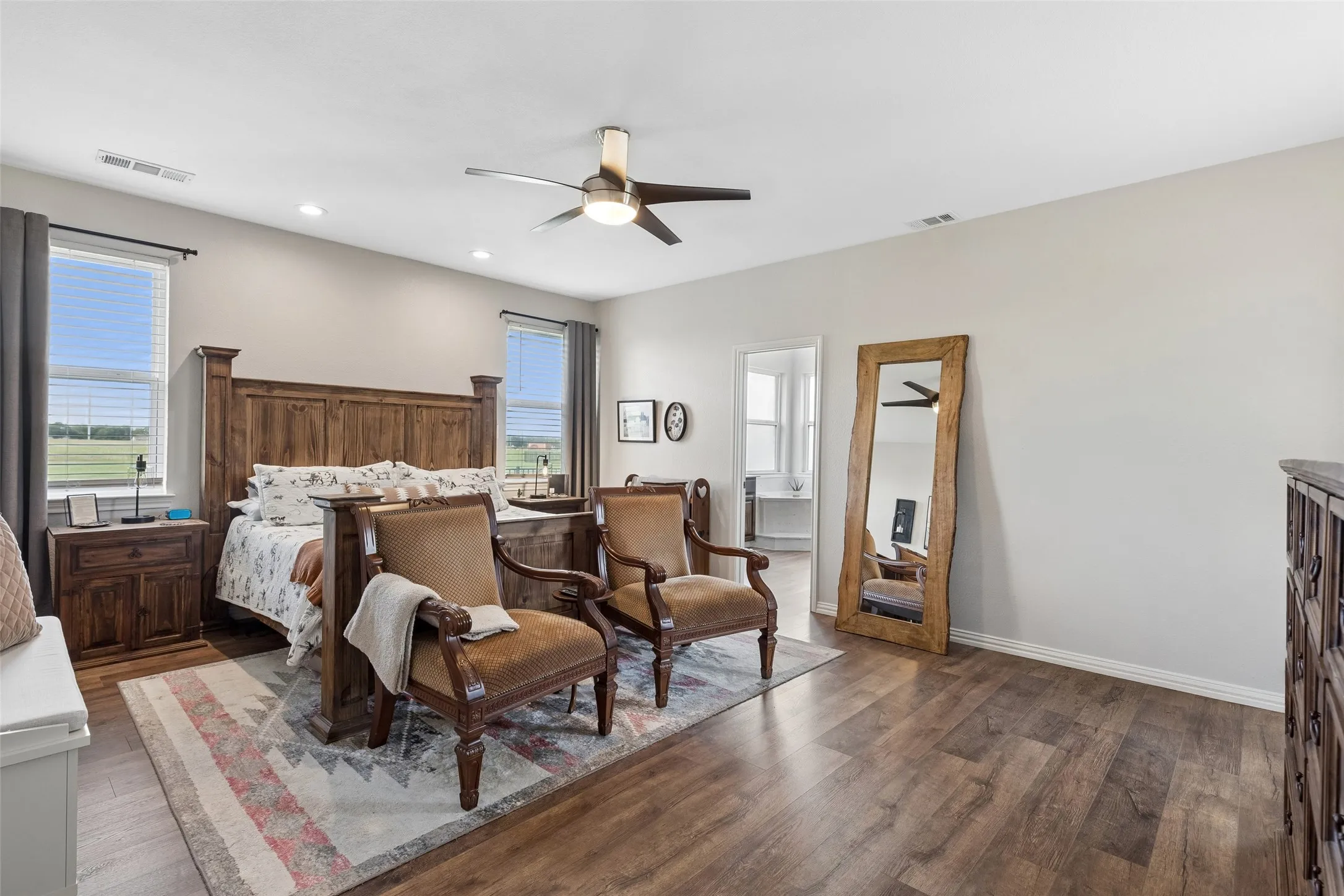 Single Family Residence For Sale in Fannin County , 8677 Fm 1553, Leonard, Texas 75452, 4 Bedroom, 3 Bathroom, 2 Garage spaces, 3,075 Sqft, built in 2019, mls#21288415, Real Estate Agent in Leonard, Homes For Sale in Fannin county, Homes For Sale in Leonard, Realtor in Leonard Texas, Real Estate Brokerage Independent Realty Texas, Luminita Cordes Realtor