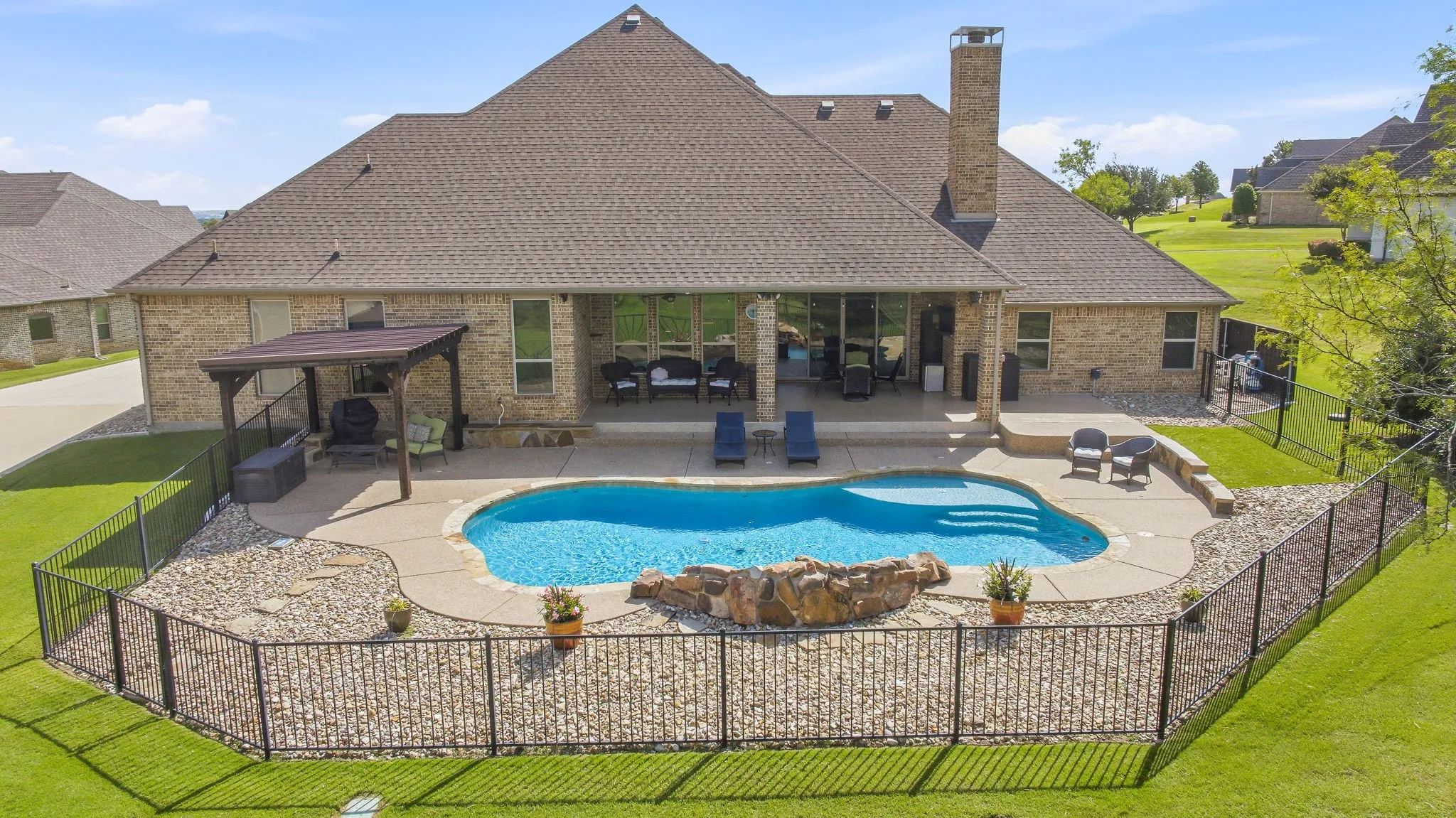 Single Family Residence For Sale in Parker County , 188 Bearclaw Circle, Aledo, Texas 76008, 4 Bedroom, 2 Bathroom, 3 Garage spaces, 3,062 Sqft, built in 2014, mls#21301378, Real Estate Agent in Aledo, Homes For Sale in Parker county, Homes For Sale in Aledo, Realtor in Aledo Texas, Real Estate Brokerage Independent Realty Texas, Luminita Cordes Realtor