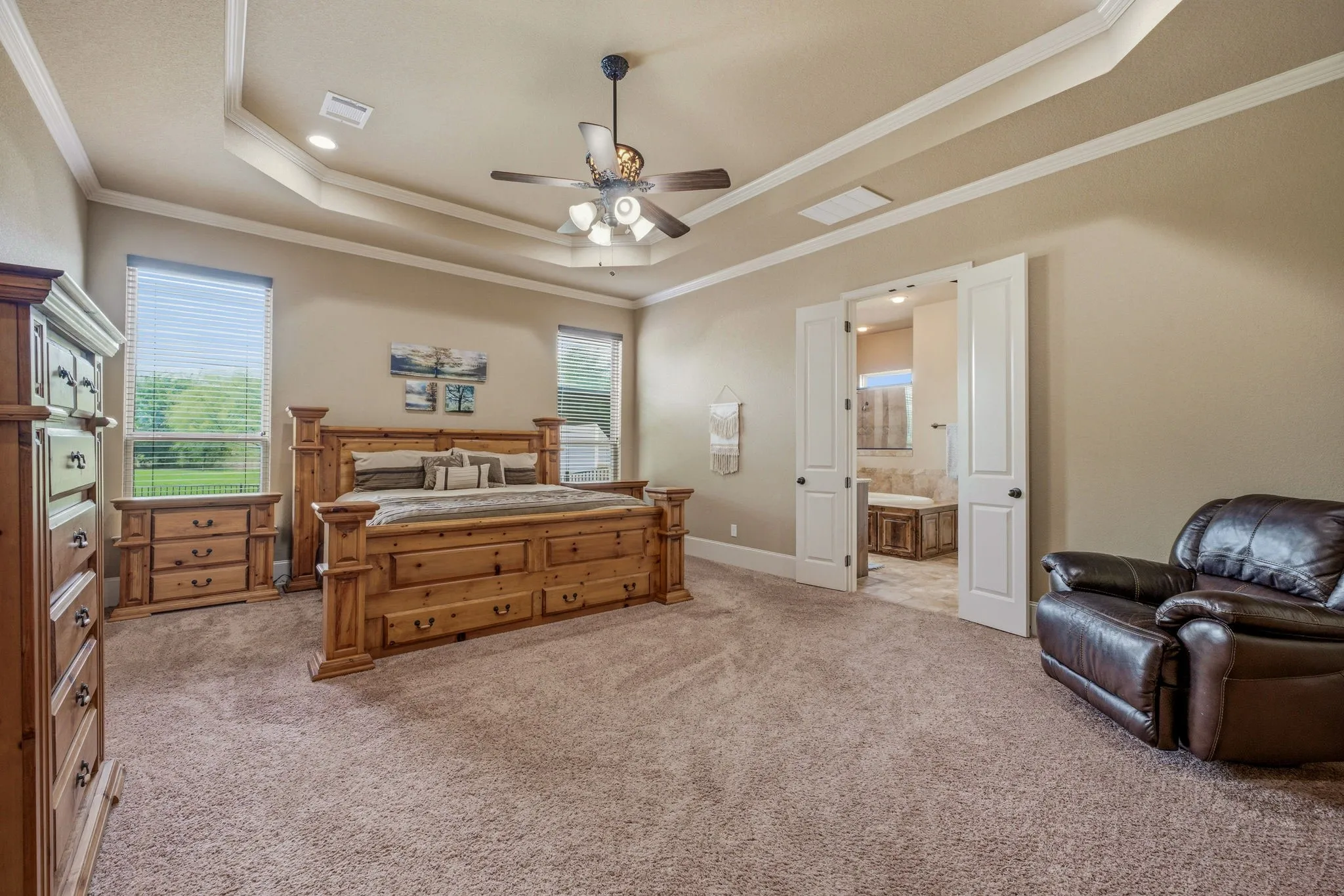 Single Family Residence For Sale in Parker County , 188 Bearclaw Circle, Aledo, Texas 76008, 4 Bedroom, 2 Bathroom, 3 Garage spaces, 3,062 Sqft, built in 2014, mls#21301378, Real Estate Agent in Aledo, Homes For Sale in Parker county, Homes For Sale in Aledo, Realtor in Aledo Texas, Real Estate Brokerage Independent Realty Texas, Luminita Cordes Realtor
