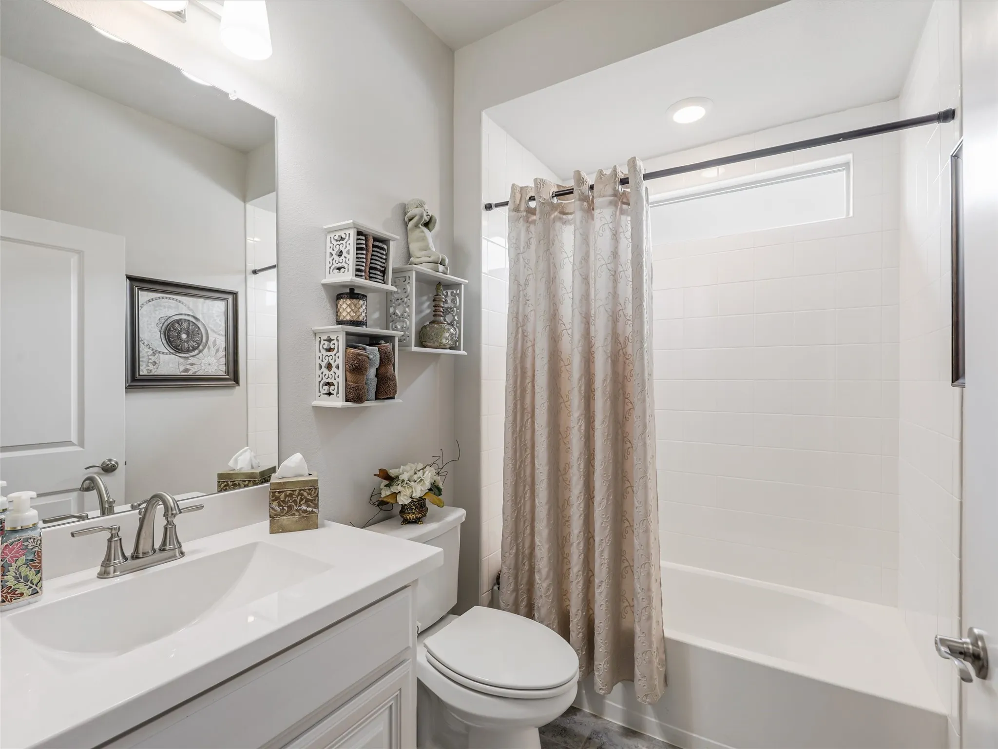 Townhouse For Rent in Denton County , 3770 White Clover Lane, Prosper, Texas 75078, 2 Bedroom, 2 Bathroom, 2 Garage spaces, 1,562 Sqft, built in 2021, mls#21304510, Real Estate Agent in Prosper, Homes For Rent in Denton county, Homes For Rent in Prosper, Realtor in Prosper Texas, Real Estate Brokerage Independent Realty Texas, Luminita Cordes Realtor