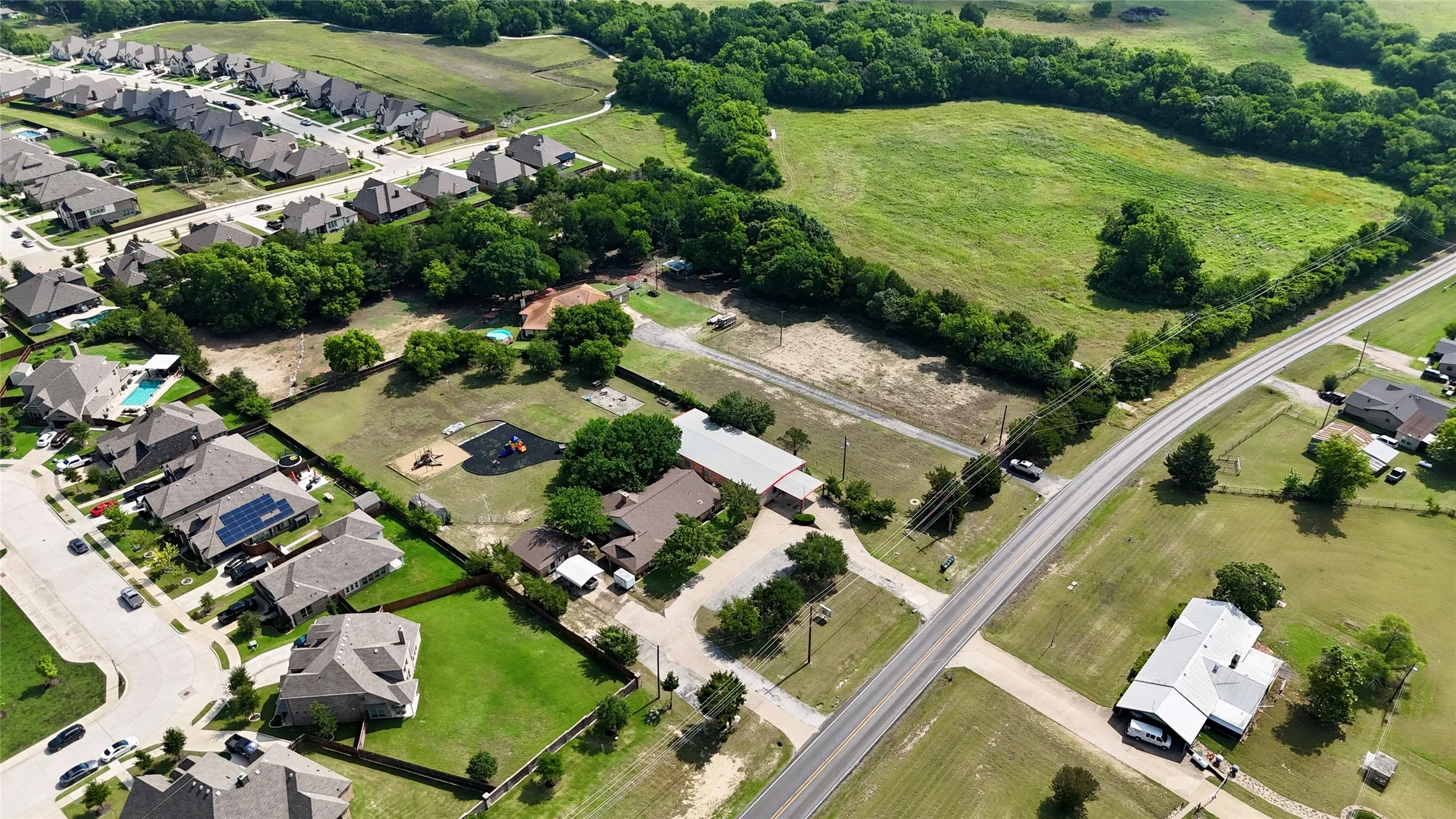 Retail For Sale in Ellis County , 4611-A FM 1387, Midlothian, Texas 76065, 0, 0, Garage spaces, 0 Sqft, built in 1974, mls#21304515, Real Estate Agent in Midlothian, Homes For Sale in Ellis county, Homes For Sale in Midlothian, Realtor in Midlothian Texas, Real Estate Brokerage Independent Realty Texas, Luminita Cordes Realtor