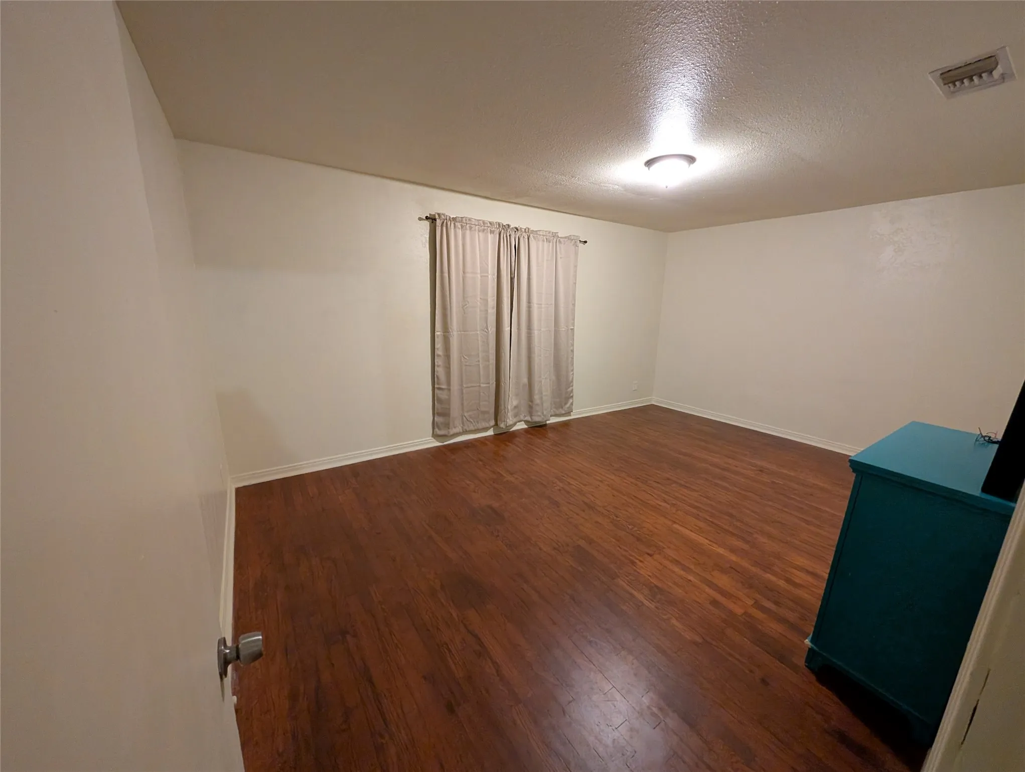 Single Family Residence For Sale in Tom Green County , 3223 Travis Street, San Angelo, Texas 76903, 3 Bedroom, 2 Bathroom, 1 Garage spaces, 1,632 Sqft, built in 1953, mls#21304517, Real Estate Agent in San Angelo, Homes For Sale in Tom Green county, Homes For Sale in San Angelo, Realtor in San Angelo Texas, Real Estate Brokerage Independent Realty Texas, Luminita Cordes Realtor