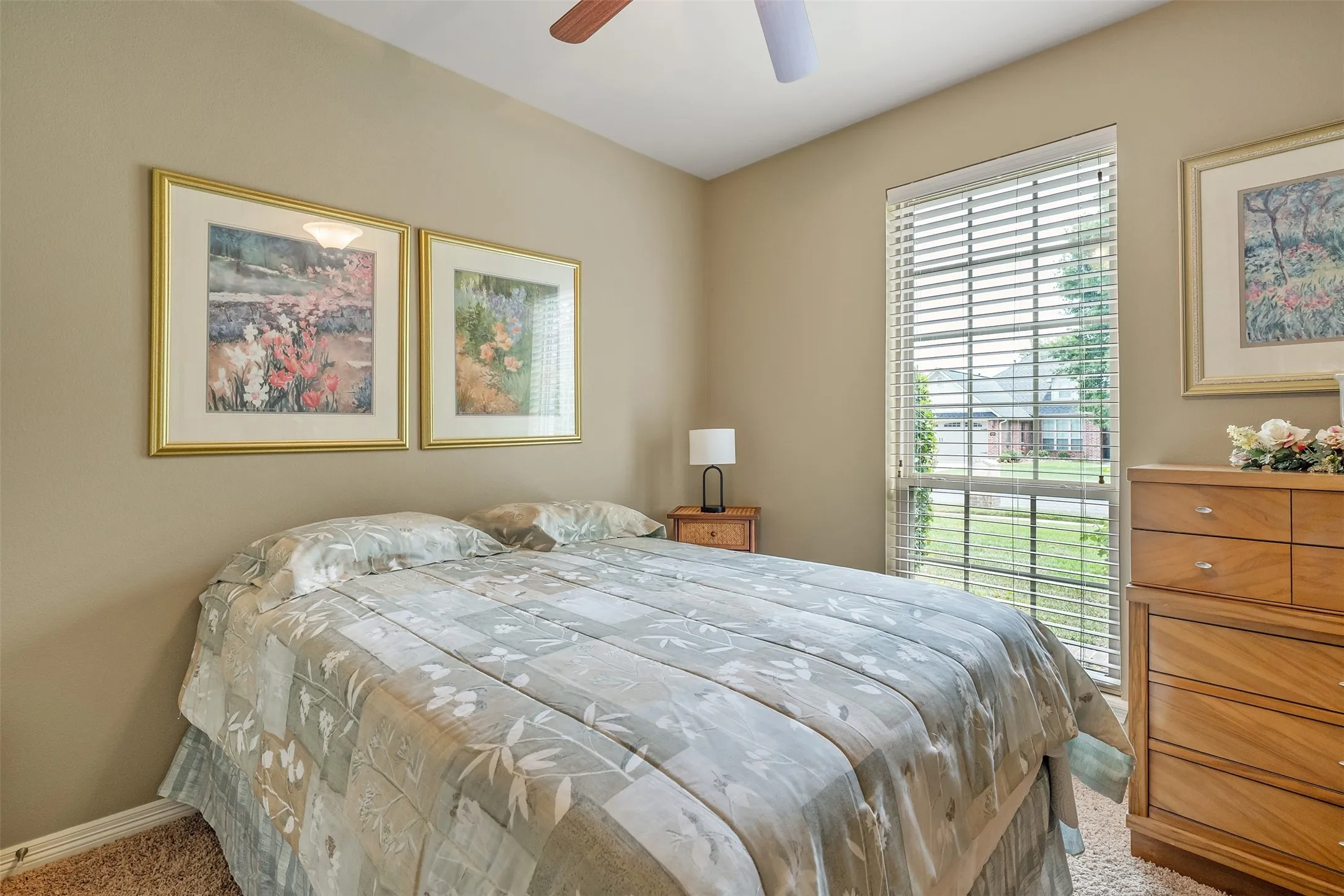 Single Family Residence For Sale in Smith County , 16532 Milwood, Tyler, Texas 75703, 3 Bedroom, 2 Bathroom, 2 Garage spaces, 1,962 Sqft, built in 2007, mls#21304503, Real Estate Agent in Tyler, Homes For Sale in Smith county, Homes For Sale in Tyler, Realtor in Tyler Texas, Real Estate Brokerage Independent Realty Texas, Luminita Cordes Realtor