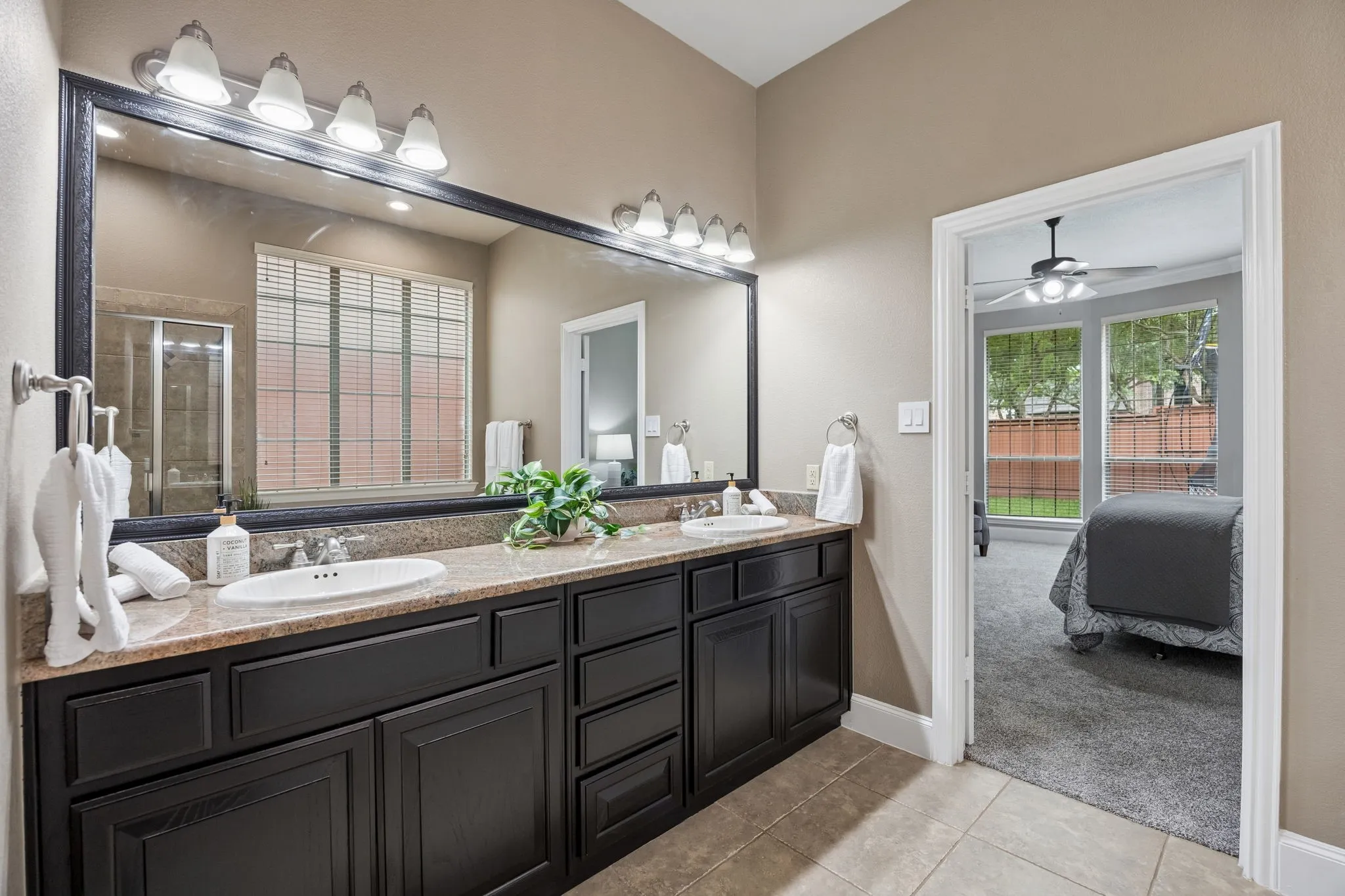 Single Family Residence For Sale in Collin County , 8709 Herns Meadow Lane, Mc Kinney, Texas 75071, 4 Bedroom, 4 Bathroom, 2 Garage spaces, 3,517 Sqft, built in 2005, mls#21303367, Real Estate Agent in Mc Kinney, Homes For Sale in Collin county, Homes For Sale in Mc Kinney, Realtor in Mc Kinney Texas, Real Estate Brokerage Independent Realty Texas, Luminita Cordes Realtor