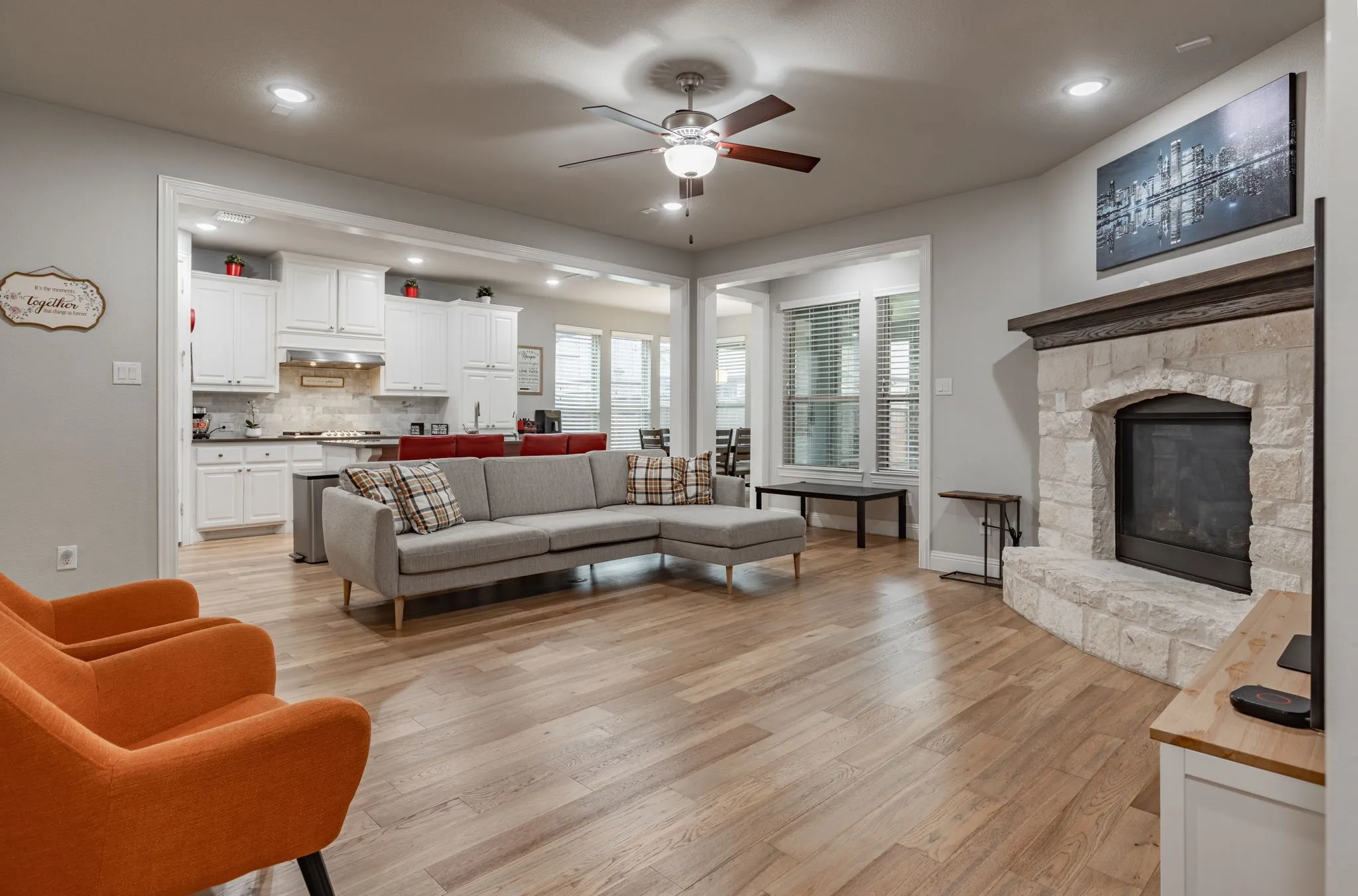 Single Family Residence For Sale in Collin County , 12163 Curry Creek Drive, Frisco, Texas 75035, 4 Bedroom, 3 Bathroom, 2 Garage spaces, 3,035 Sqft, built in 2017, mls#21303910, Real Estate Agent in Frisco, Homes For Sale in Collin county, Homes For Sale in Frisco, Realtor in Frisco Texas, Real Estate Brokerage Independent Realty Texas, Luminita Cordes Realtor