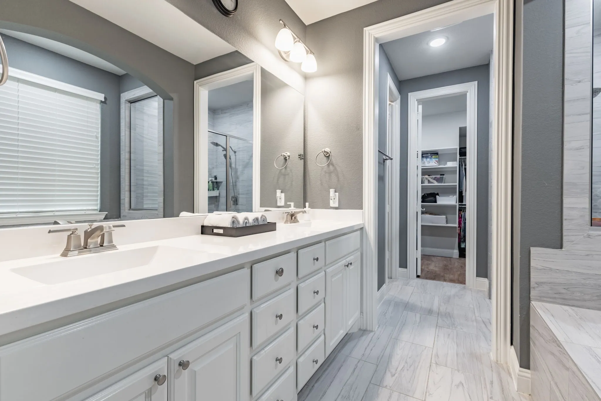 Single Family Residence For Sale in Collin County , 12163 Curry Creek Drive, Frisco, Texas 75035, 4 Bedroom, 3 Bathroom, 2 Garage spaces, 3,035 Sqft, built in 2017, mls#21303910, Real Estate Agent in Frisco, Homes For Sale in Collin county, Homes For Sale in Frisco, Realtor in Frisco Texas, Real Estate Brokerage Independent Realty Texas, Luminita Cordes Realtor