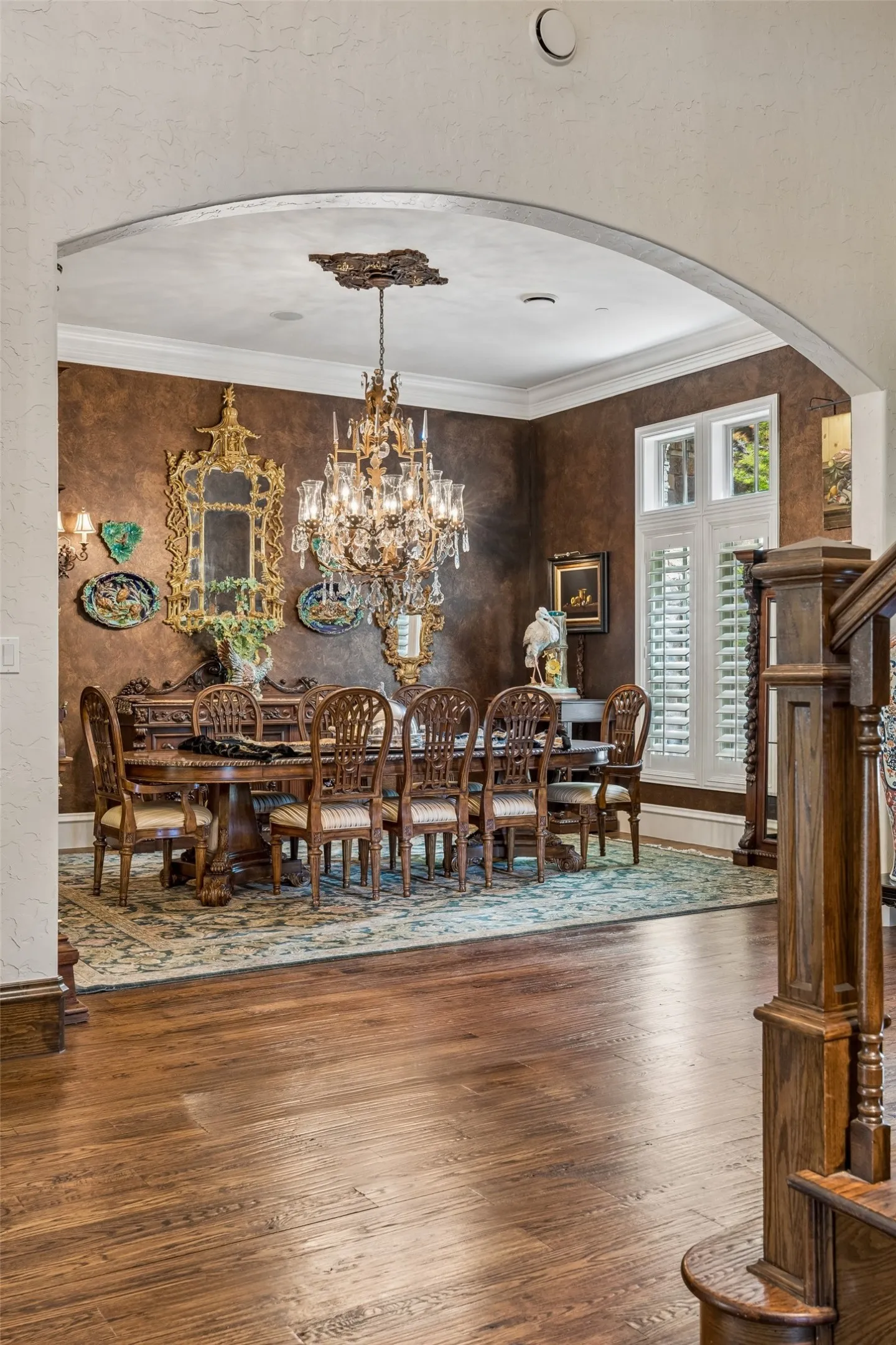 Single Family Residence For Sale in Tarrant County , 5804 Chalford Common, Colleyville, Texas 76034, 5 Bedroom, 8 Bathroom, 4 Garage spaces, 7,912 Sqft, built in 2008, mls#21303085, Real Estate Agent in Colleyville, Homes For Sale in Tarrant county, Homes For Sale in Colleyville, Realtor in Colleyville Texas, Real Estate Brokerage Independent Realty Texas, Luminita Cordes Realtor