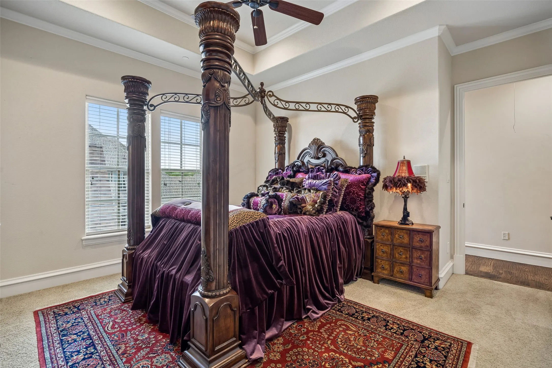 Single Family Residence For Sale in Tarrant County , 5804 Chalford Common, Colleyville, Texas 76034, 5 Bedroom, 8 Bathroom, 4 Garage spaces, 7,912 Sqft, built in 2008, mls#21303085, Real Estate Agent in Colleyville, Homes For Sale in Tarrant county, Homes For Sale in Colleyville, Realtor in Colleyville Texas, Real Estate Brokerage Independent Realty Texas, Luminita Cordes Realtor